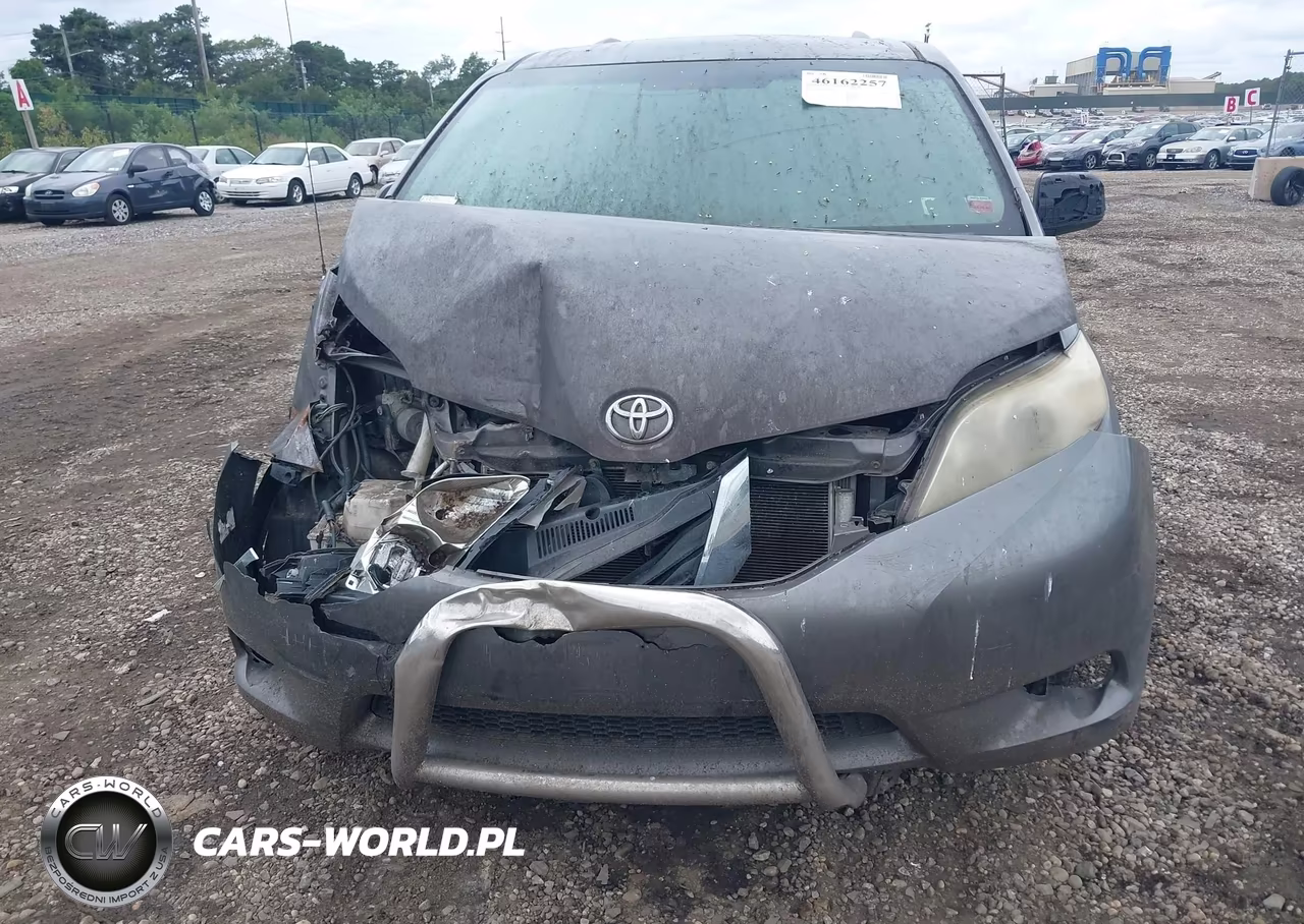 2011 Toyota Sienna Le V6 VIN:5TDKK3DC6BS064147 - 6