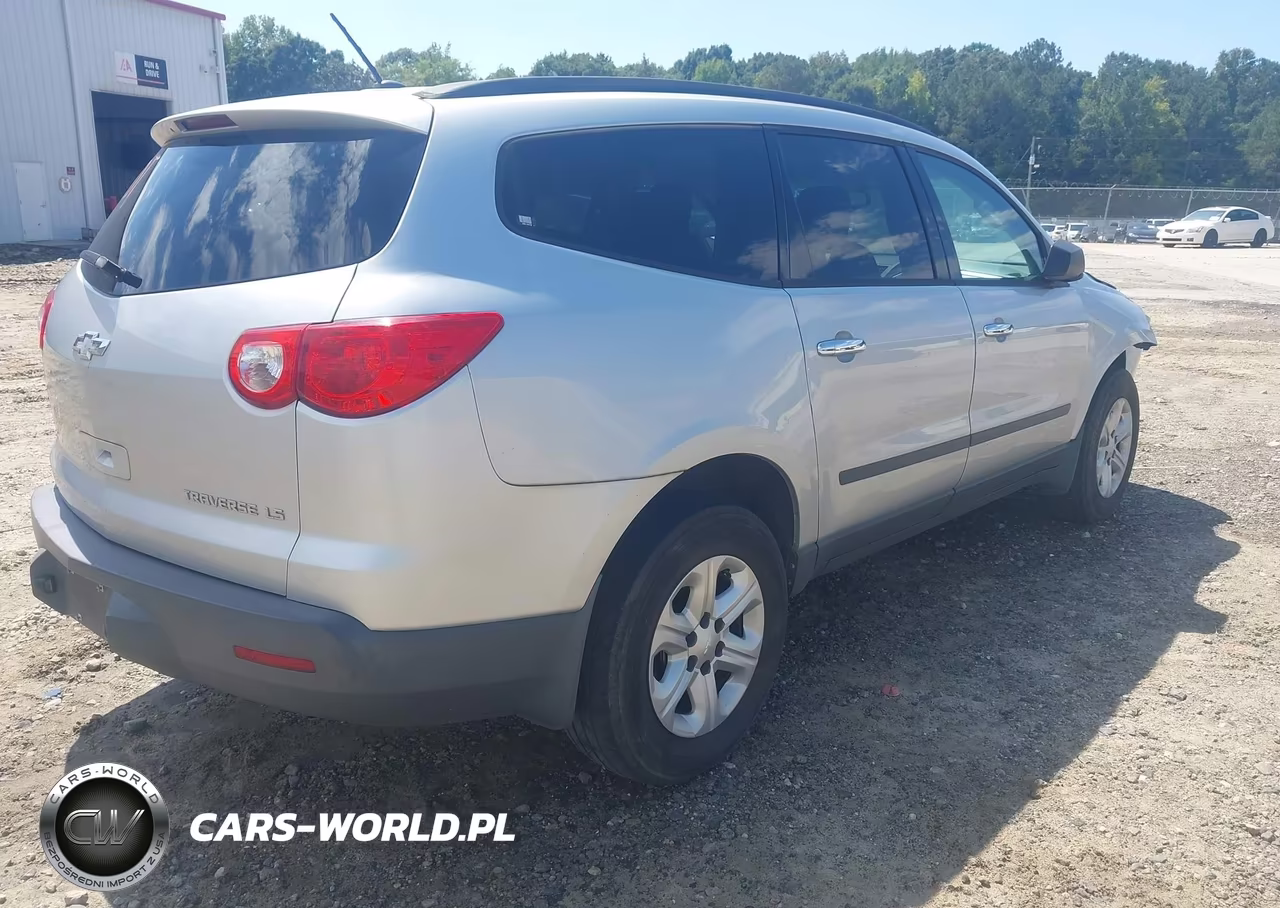 2012 Chevrolet Traverse Ls VIN:1GNKRFED6CJ404455 - 4