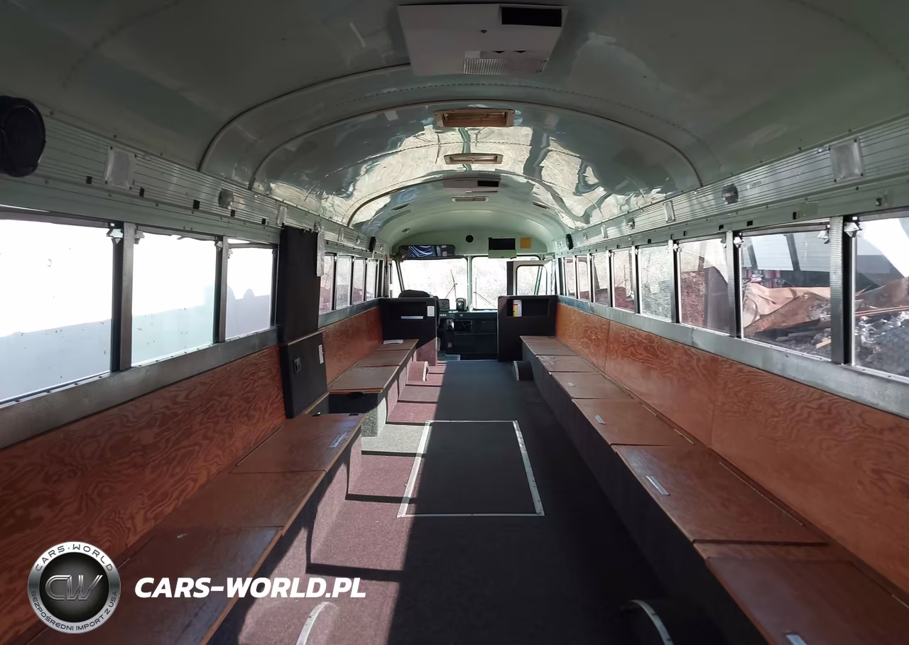 1987 Crown Coach Bus Chassis VIN:1C9HL14A6HC102247 - 12