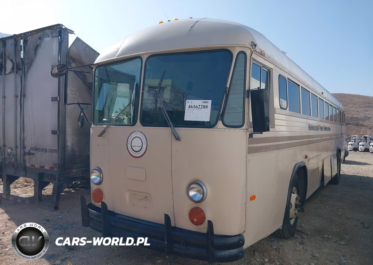 1987 Crown Coach Bus Chassis VIN:1C9HL14A6HC102247 - 2