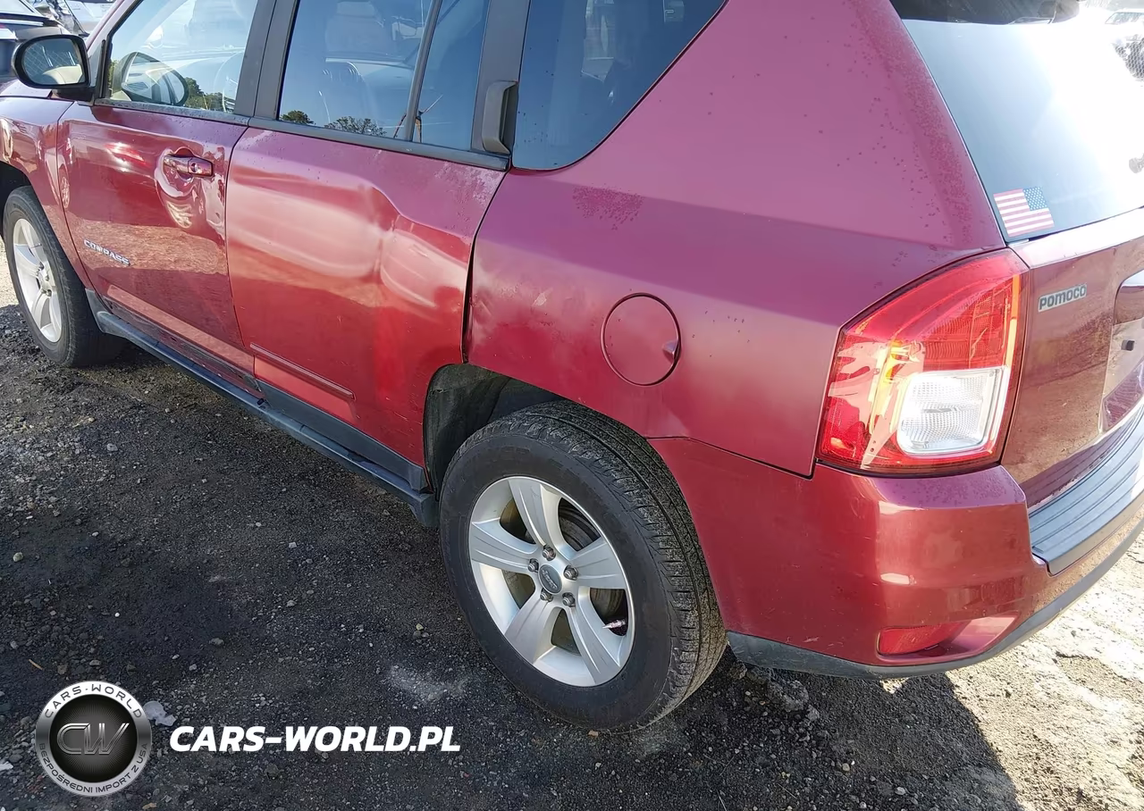 2013 Jeep Compass Latitude VIN:1C4NJCEB4DD205673 - 6