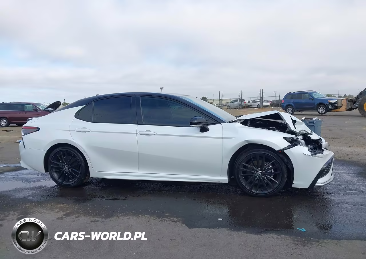 2024 Toyota Camry Hybrid Xse VIN:4T1K31AK3RU072608 - 13