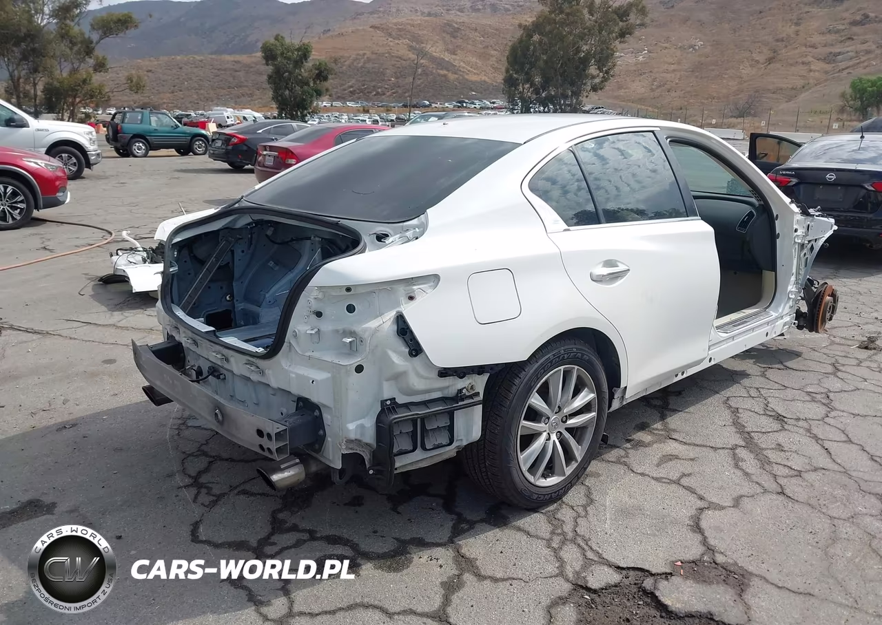 2016 Infiniti Q50 3.0T Premium VIN:JN1EV7AP9GM304977 - 4