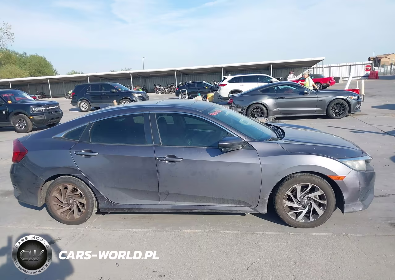 2018 Honda Civic Ex VIN:19XFC2F70JE009470 - 13