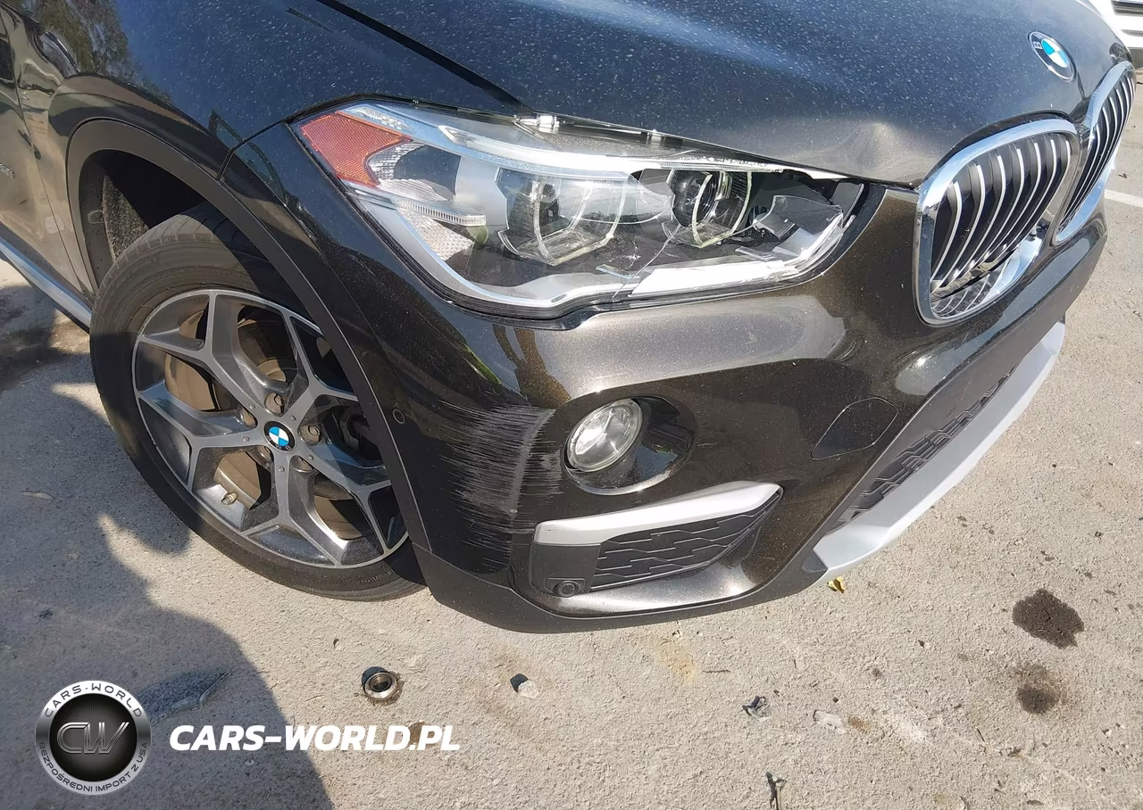 2017 BMW X1 Sdrive28I VIN:WBXHU7C37H5H32927 - 6