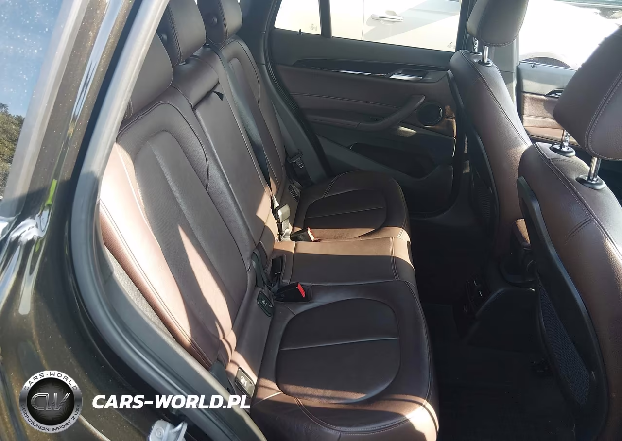 2017 BMW X1 Sdrive28I VIN:WBXHU7C37H5H32927 - 8