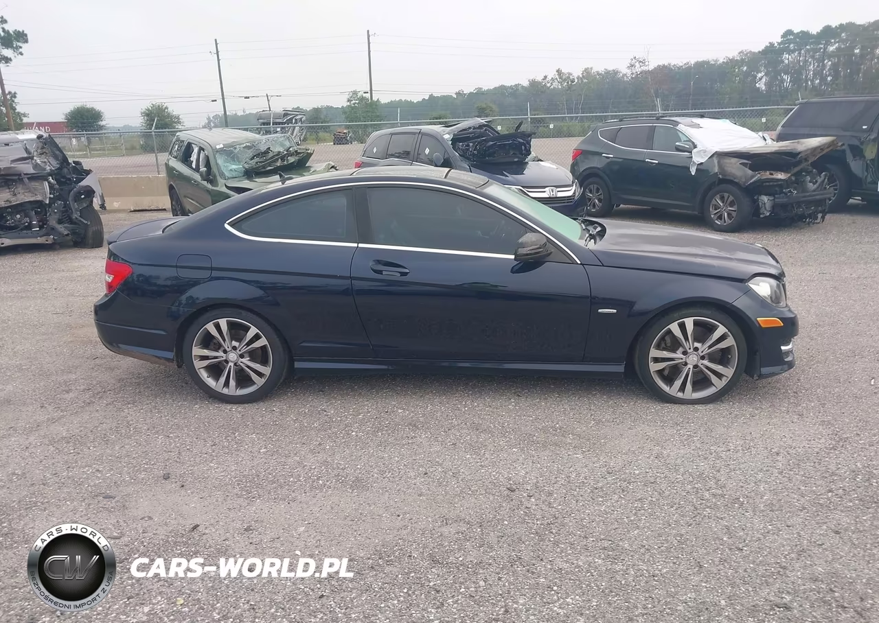2015 Mercedes-Benz C 250 VIN:WDDGJ4HB9FG391003 - 13