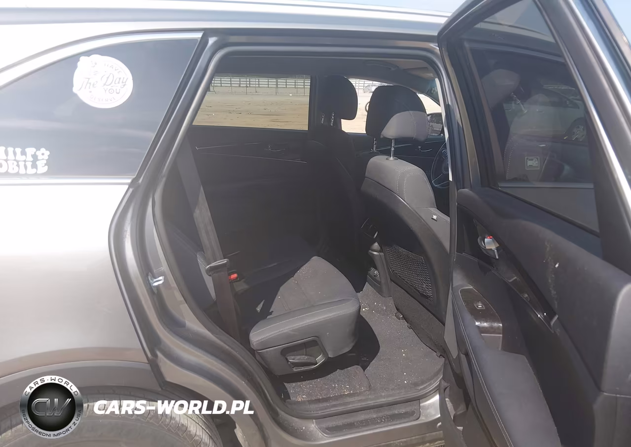 2017 Kia Sorento 2.4L Lx VIN:5XYPG4A36HG273752 - 8