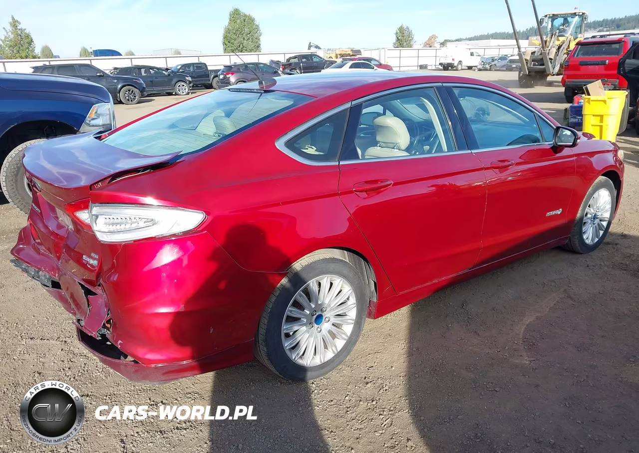 2013 Ford Fusion Hybrid Se VIN:3FA6P0LUXDR257554 - 4