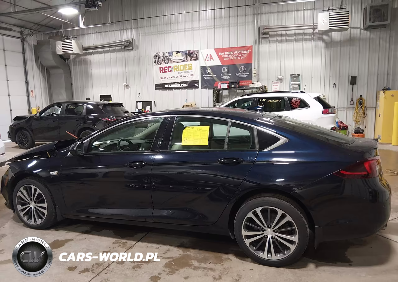 2018 Buick Regal Sportback Essence VIN:W04GR6SX3J1136338 - 15