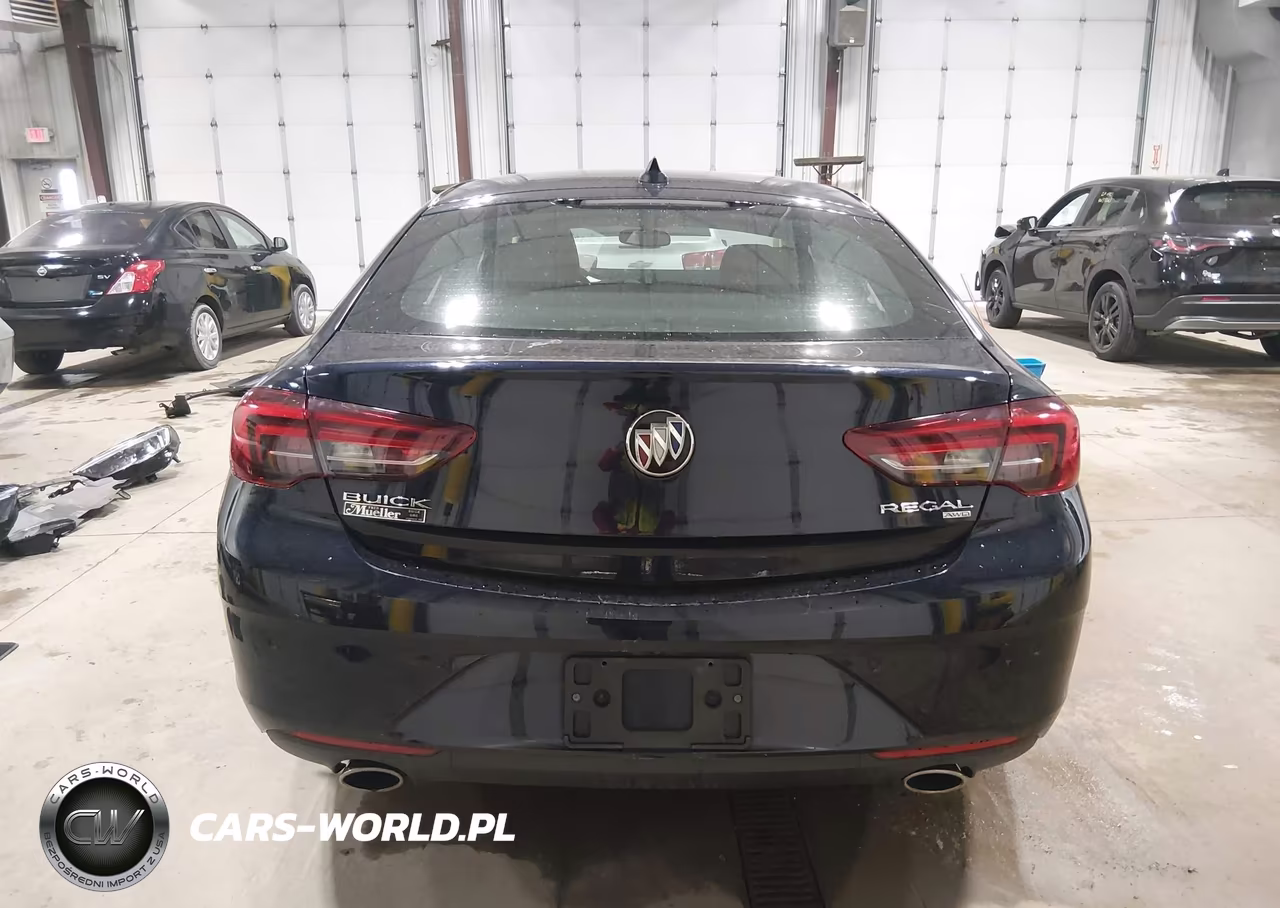 2018 Buick Regal Sportback Essence VIN:W04GR6SX3J1136338 - 17
