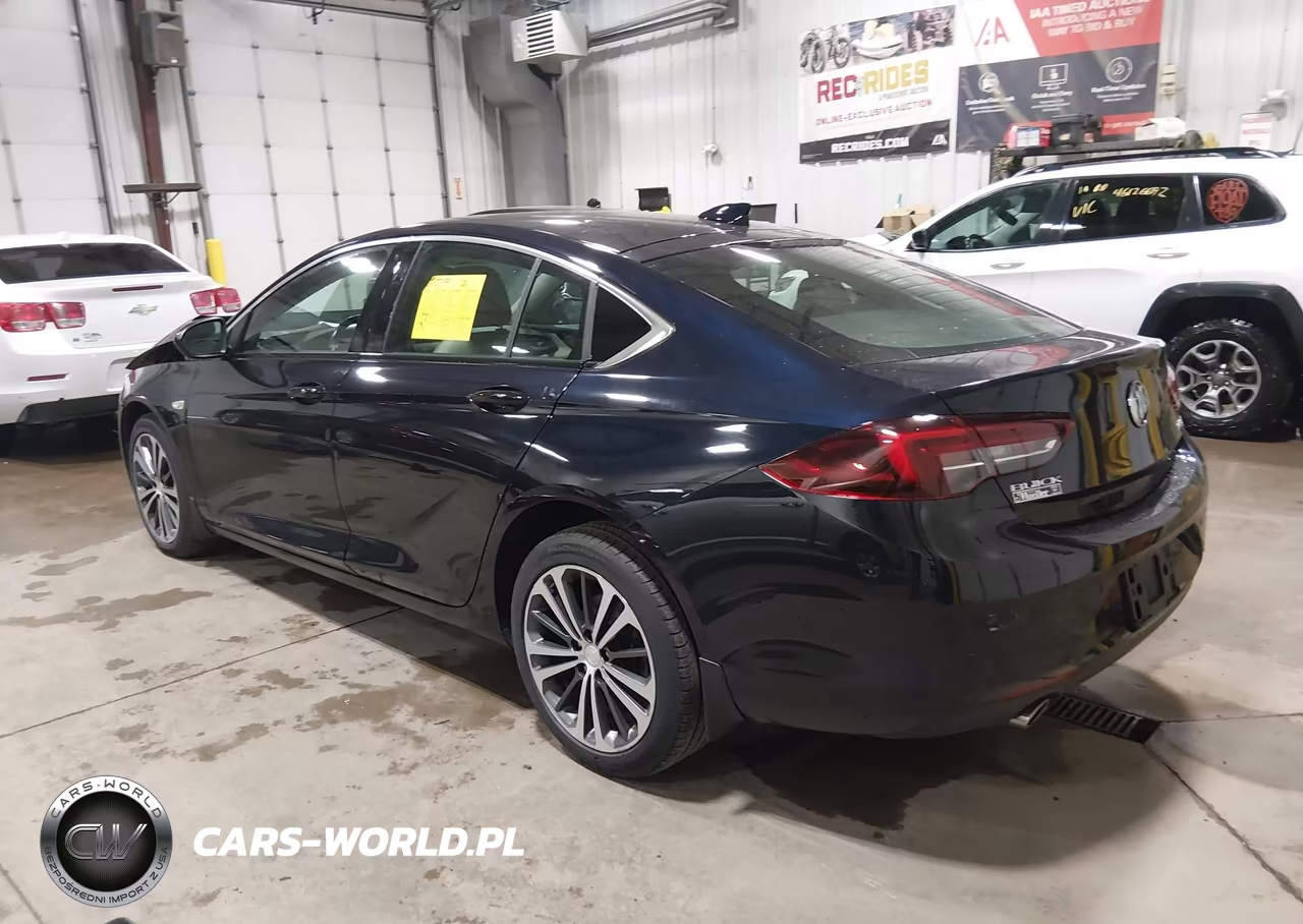 2018 Buick Regal Sportback Essence VIN:W04GR6SX3J1136338 - 3