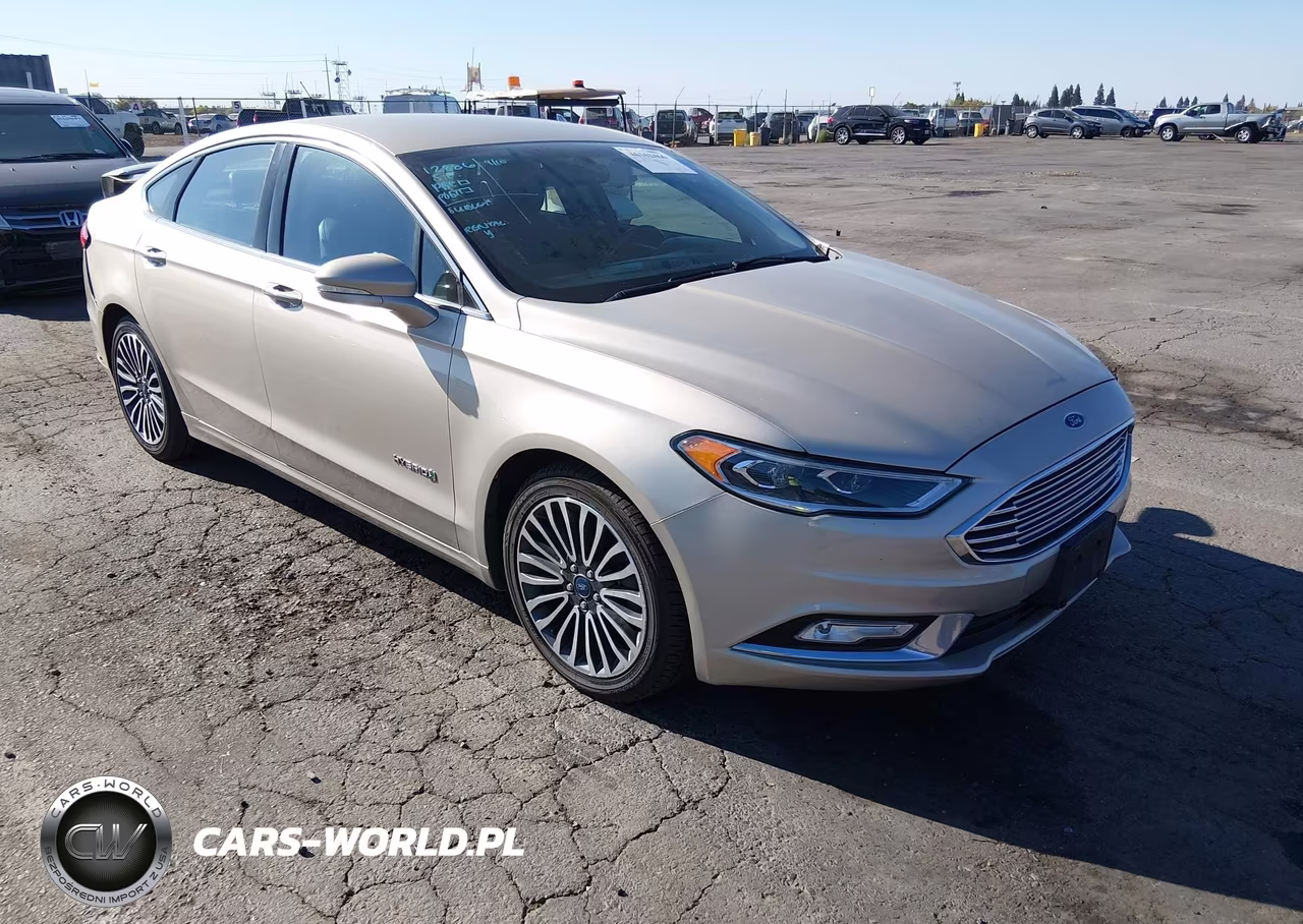2017 Ford Fusion Hybrid Titanium VIN:3FA6P0RU6HR287602 - 1