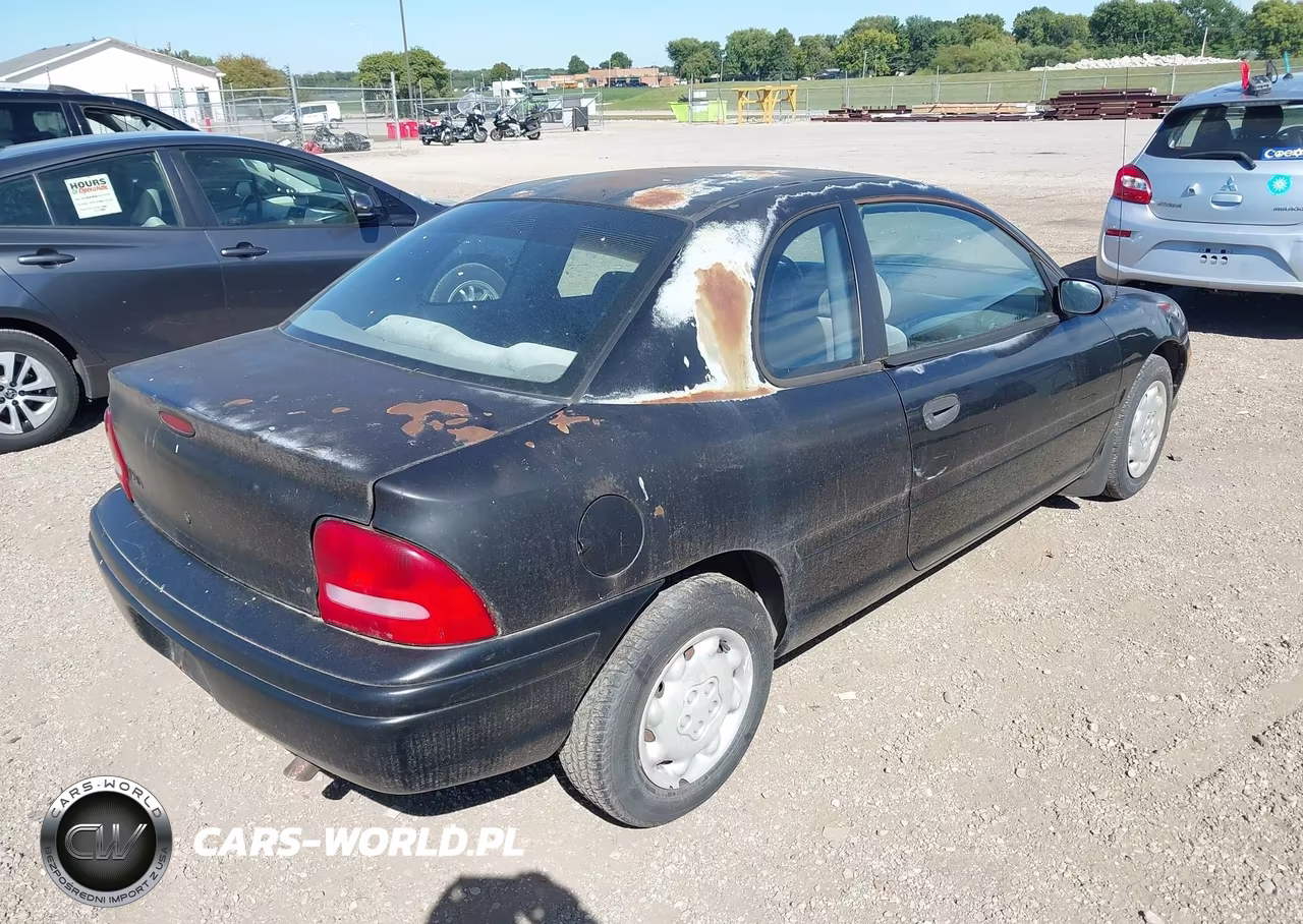 1996 Dodge Neon VIN:1B3ES22C3TD529783 - 4