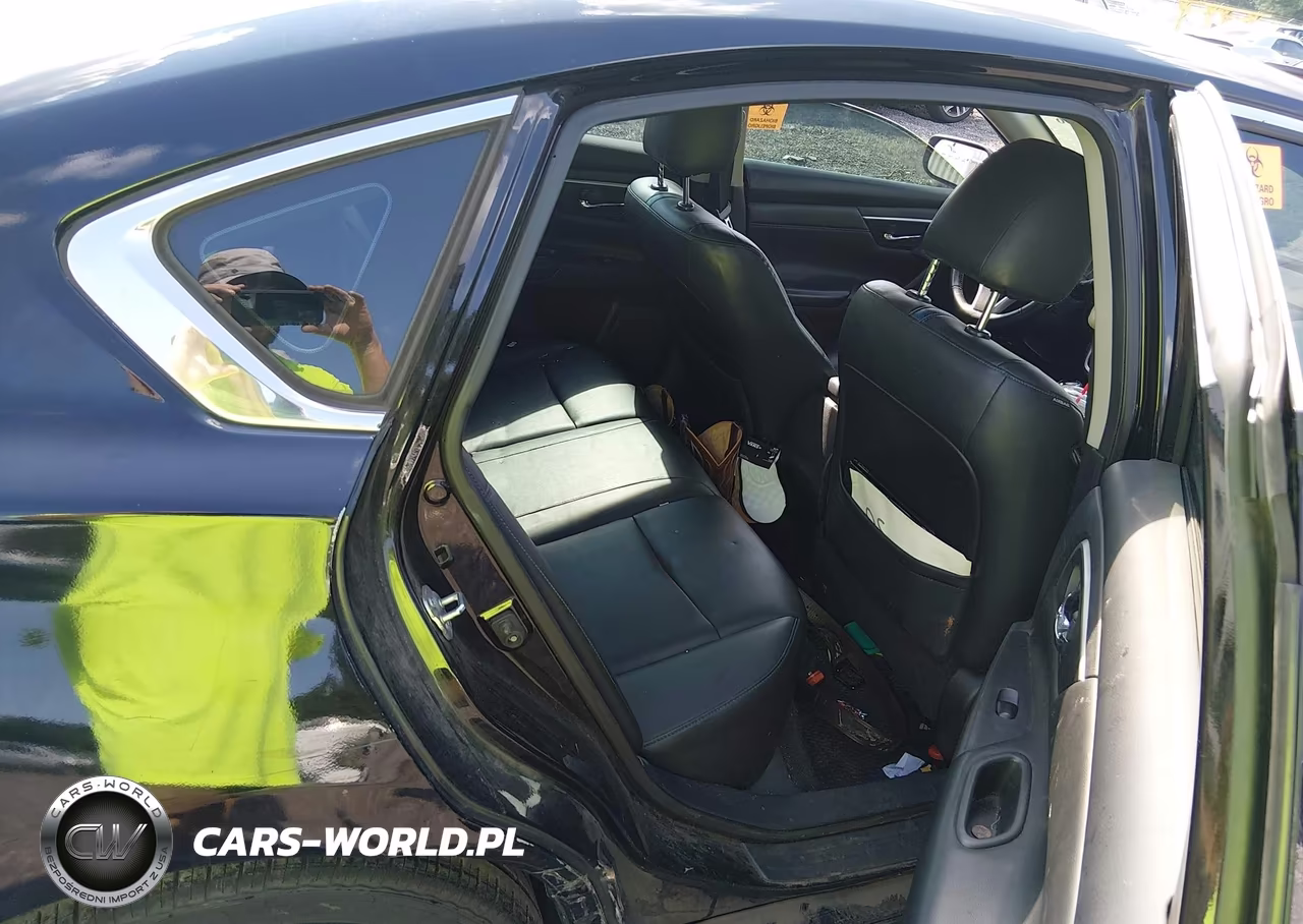 2018 Nissan Altima 2.5 Sr VIN:1N4AL3AP1JC216275 - 8