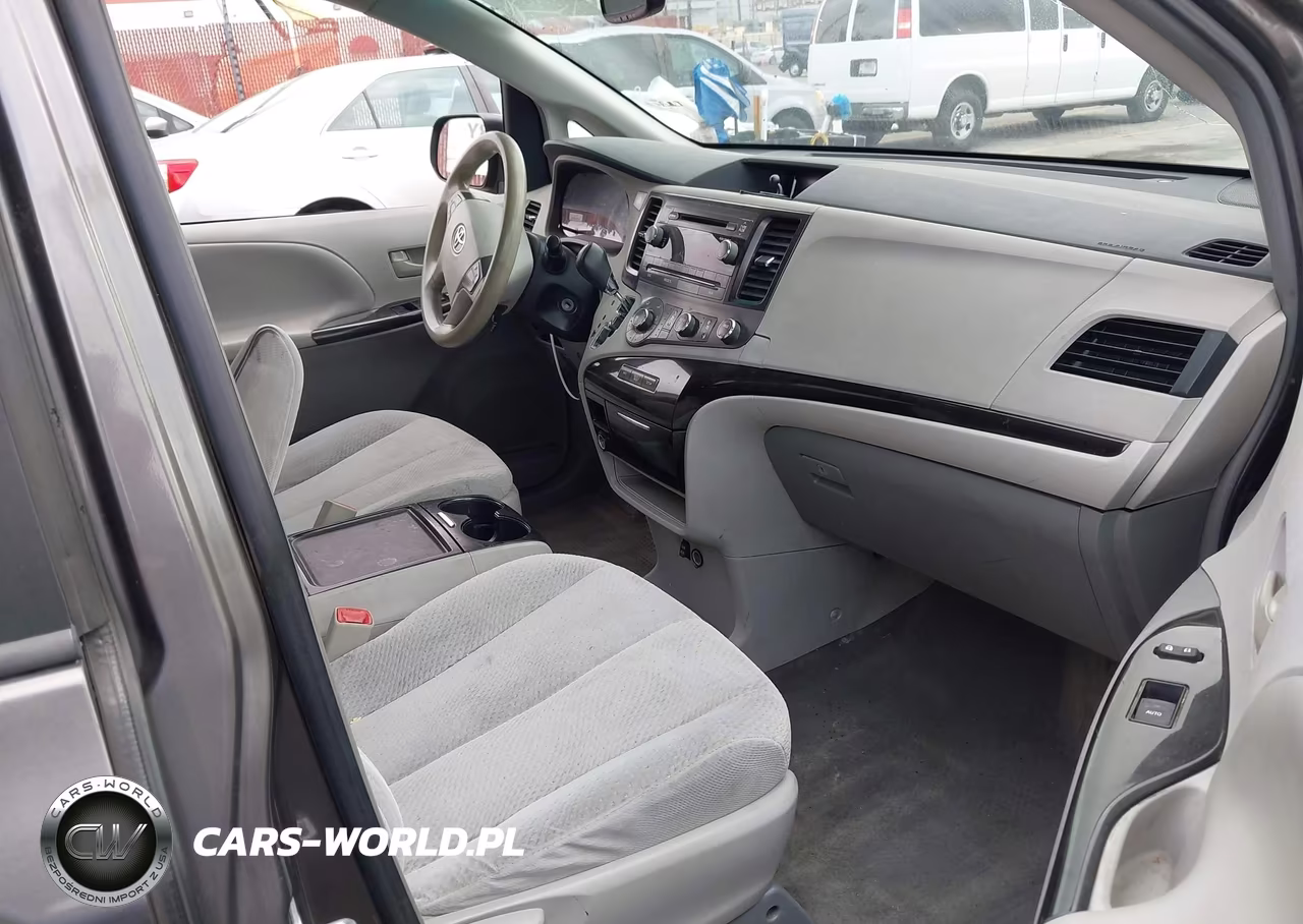 2012 Toyota Sienna Le V6 8 Passenger VIN:5TDKK3DC7CS218298 - 5