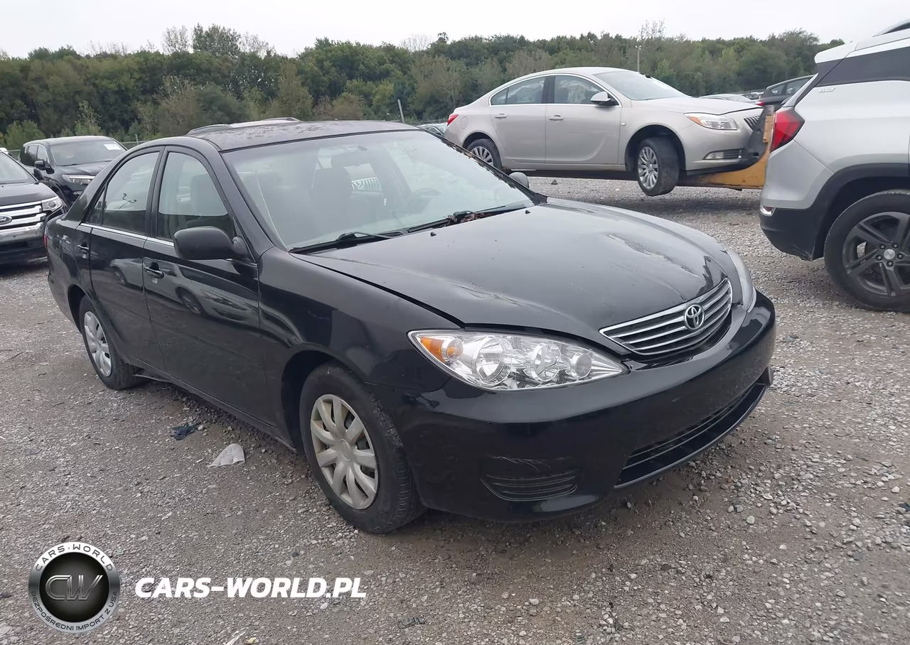 2005 Toyota Camry Le