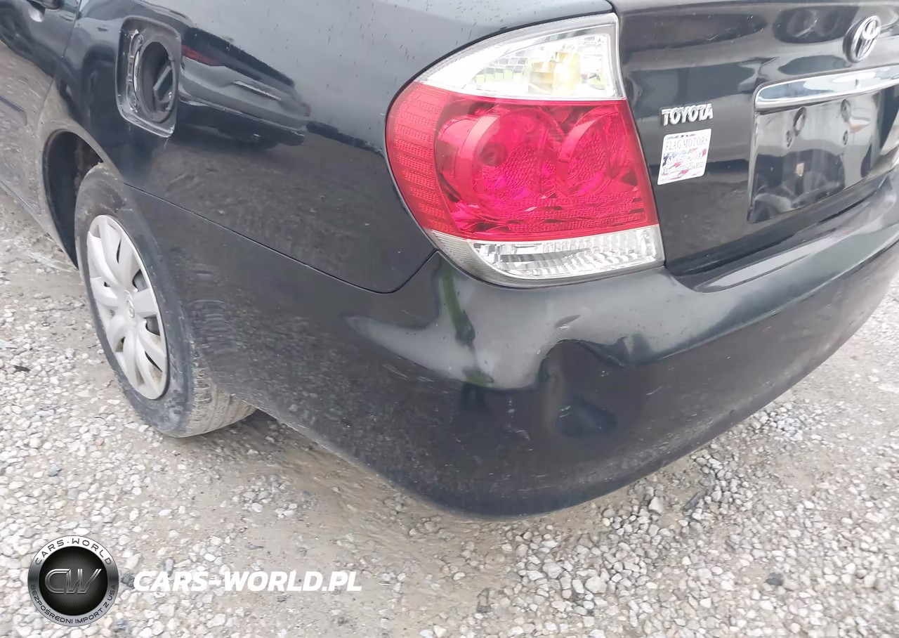 2005 Toyota Camry Le VIN:4T1BE32K45U063785 - 12