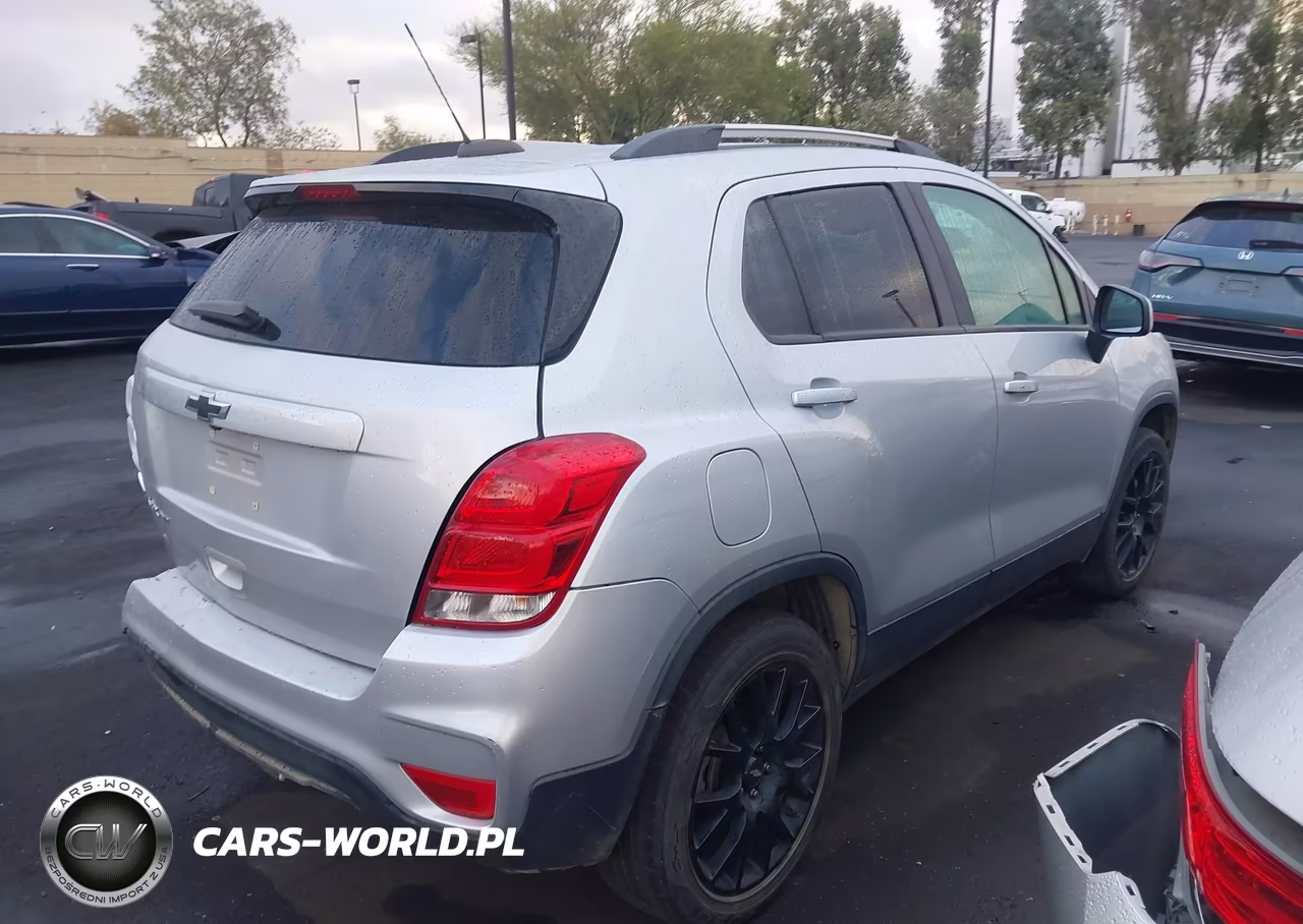 2022 Chevrolet Trax Awd Lt VIN:KL7CJPSM2NB538940 - 4