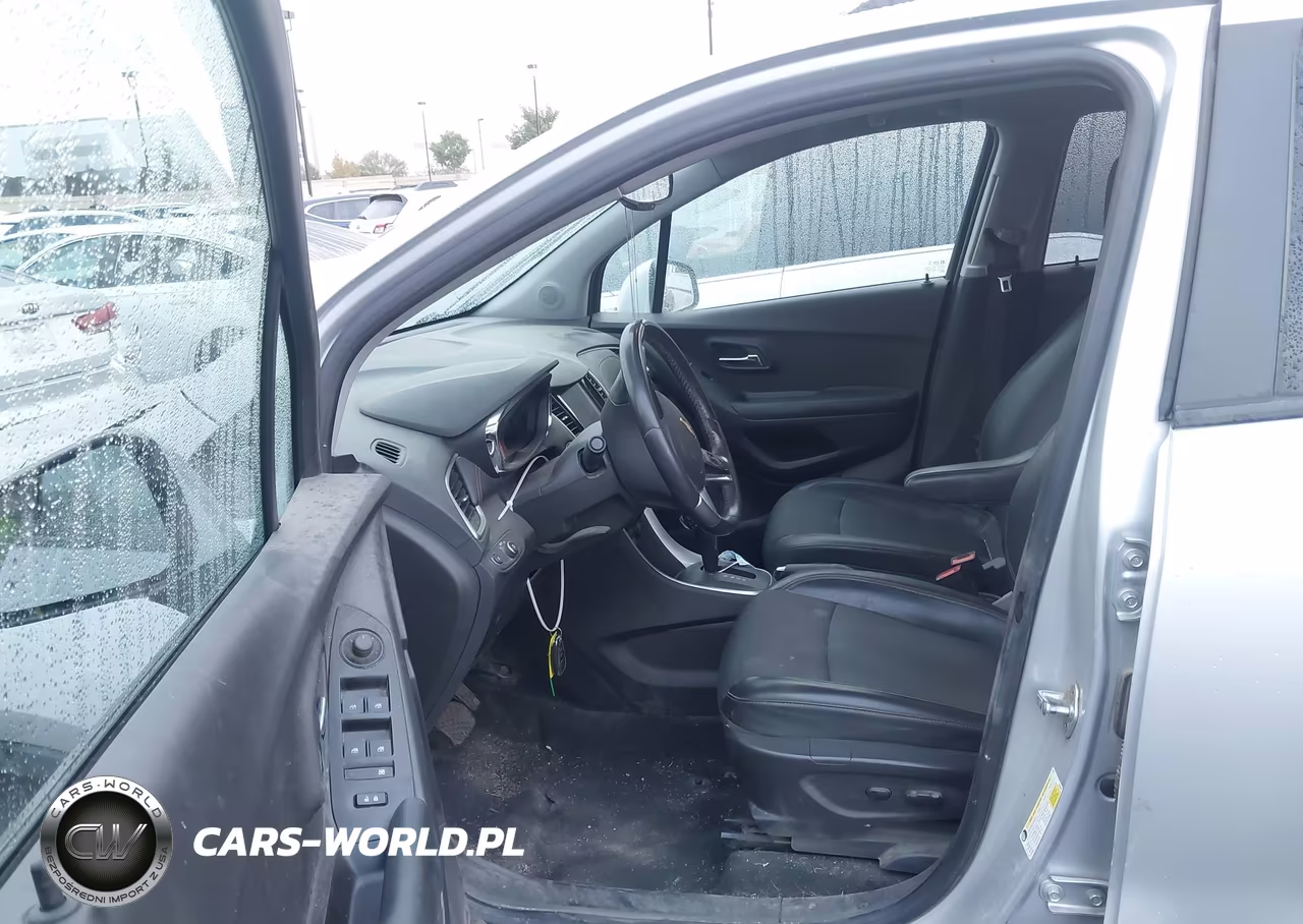 2022 Chevrolet Trax Awd Lt VIN:KL7CJPSM2NB538940 - 5