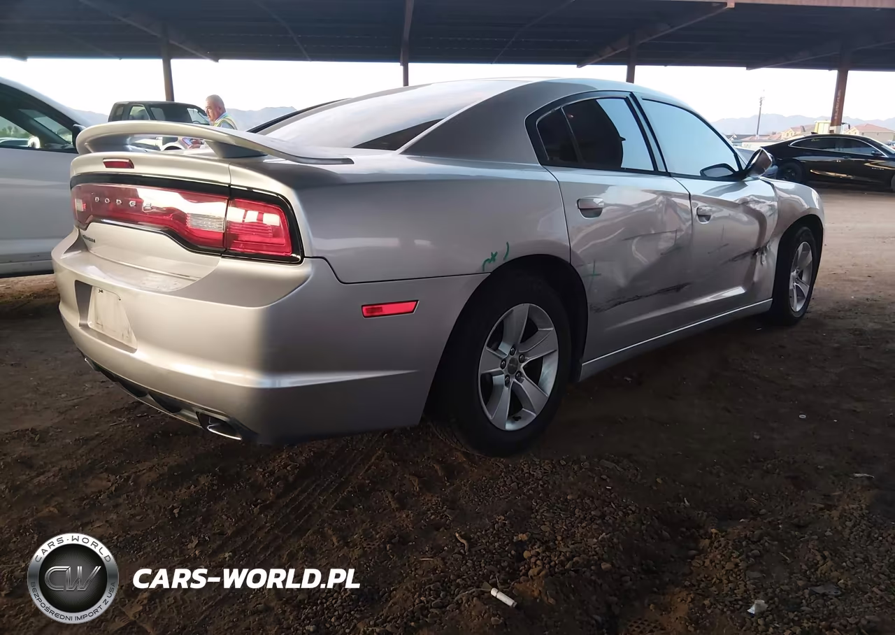 2012 Dodge Charger Se VIN:2C3CDXBG5CH205550 - 4