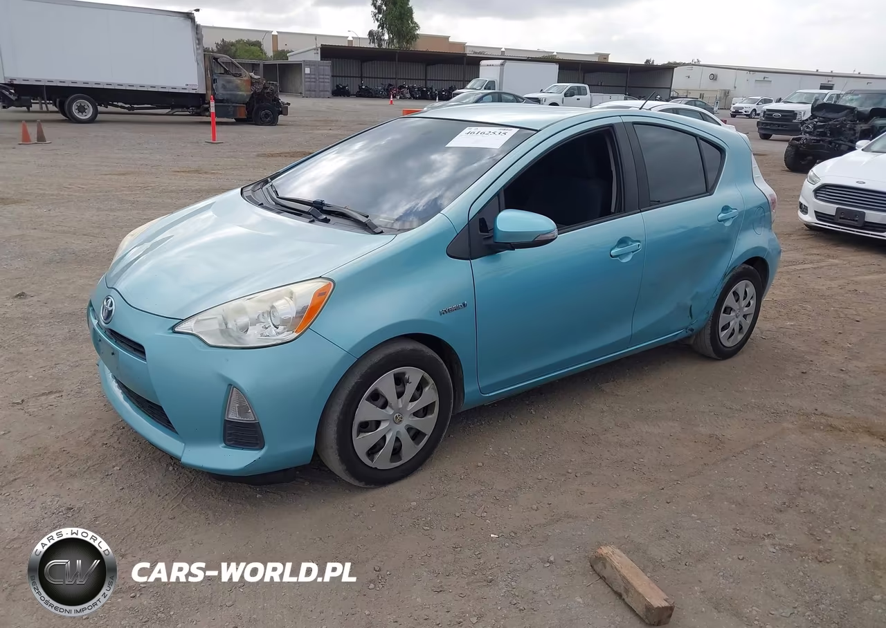 2014 Toyota Prius C Two VIN:JTDKDTB39E1062889 - 2