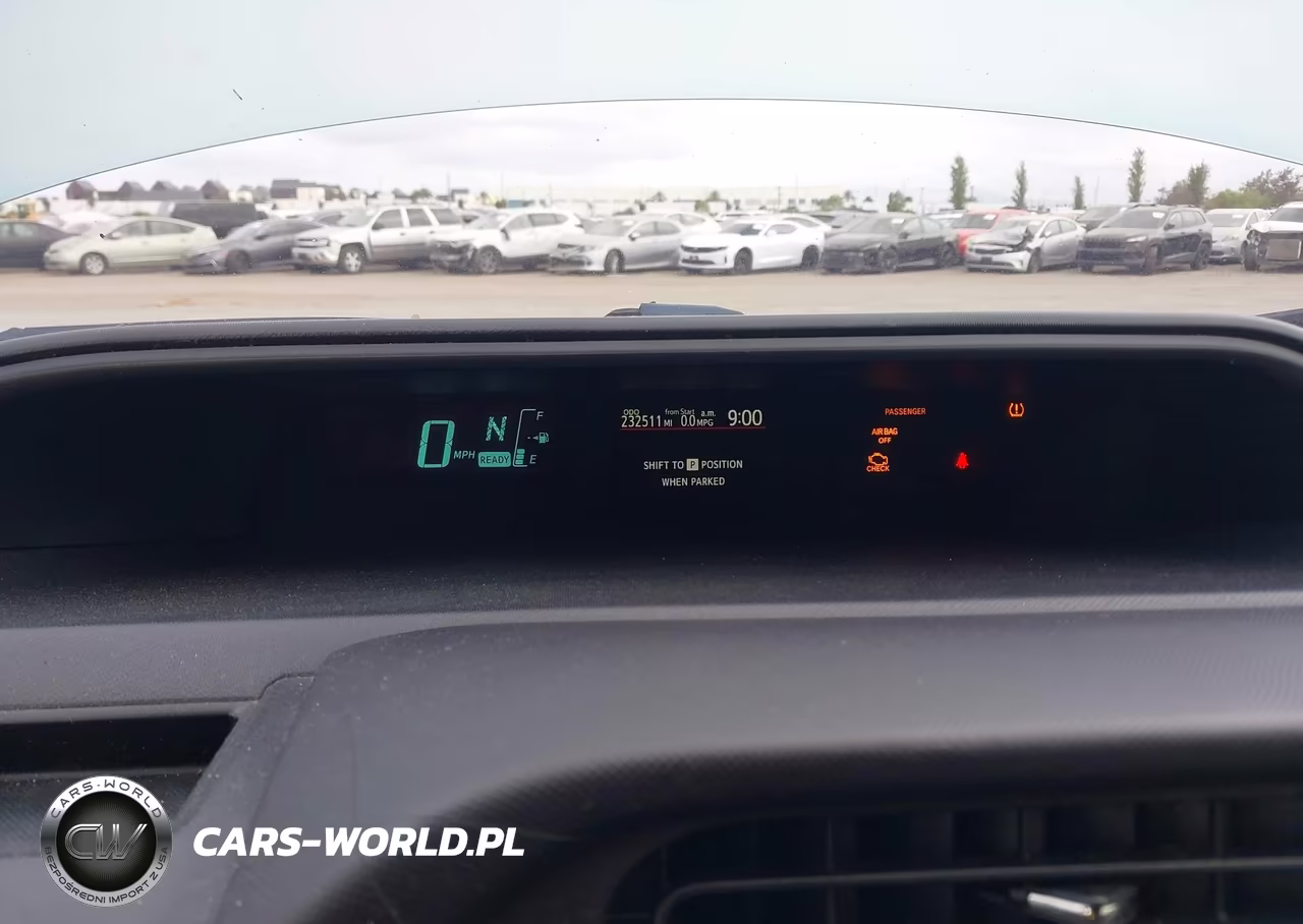2014 Toyota Prius C Two VIN:JTDKDTB39E1062889 - 7