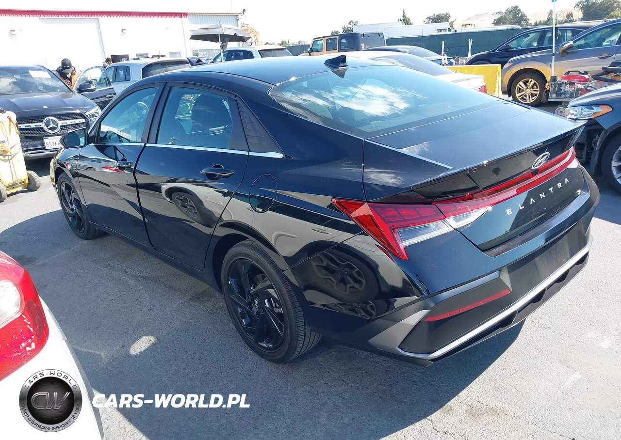 2026 Hyundai Elantra Sel Sport Premium VIN:KMHLS4DG1TU106522 - 3