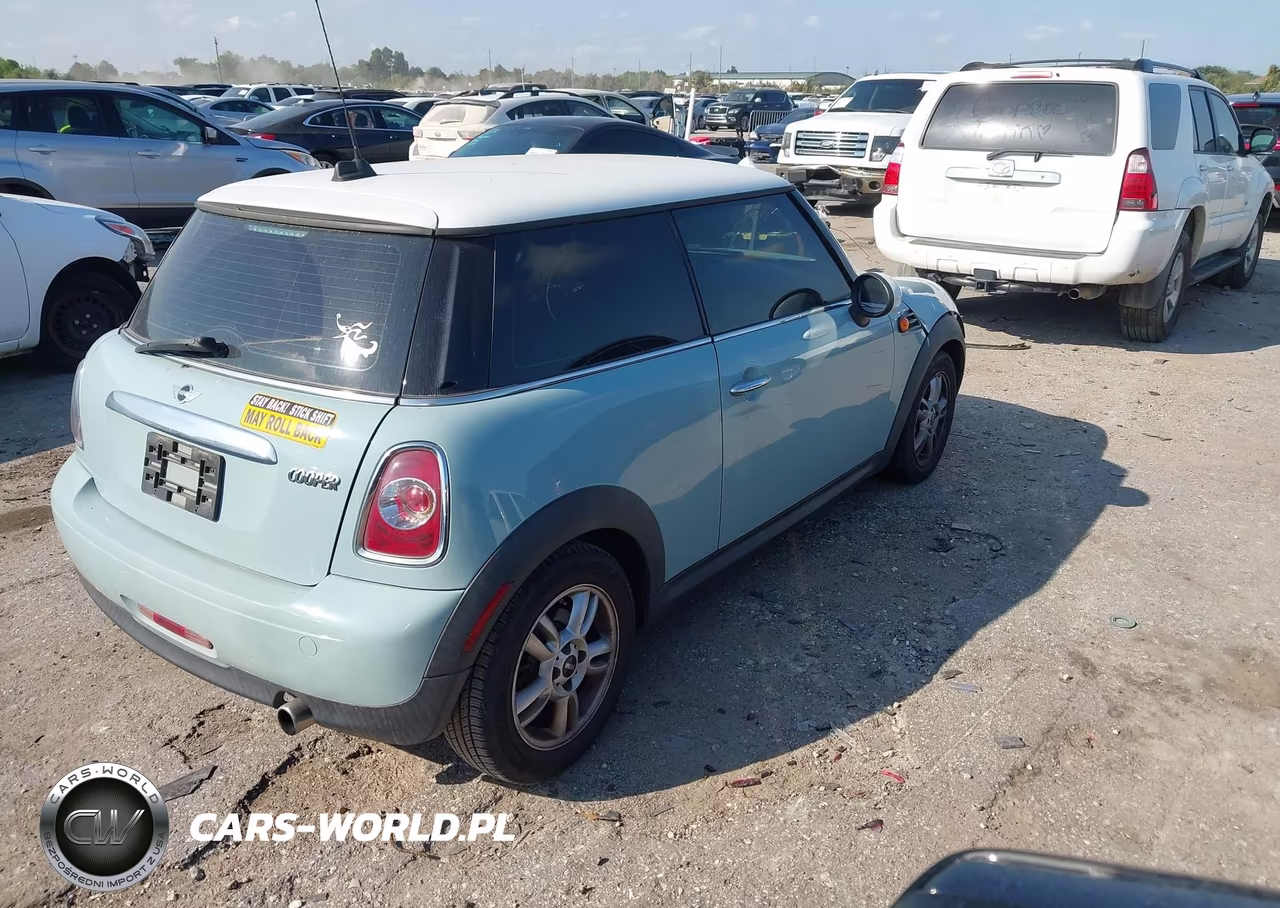2012 Mini Cooper VIN:WMWSU3C58CT368965 - 4