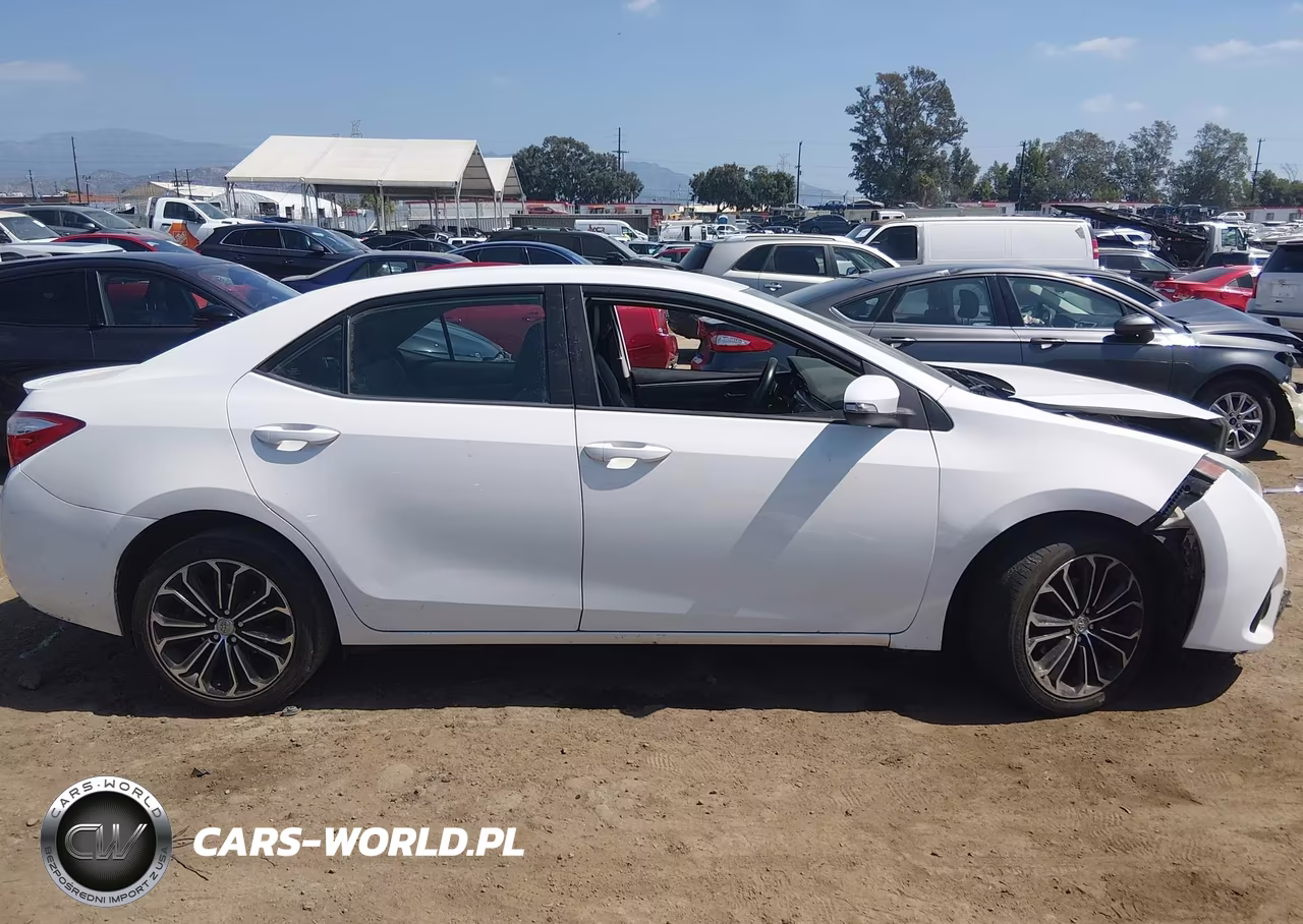 2014 Toyota Corolla S Plus VIN:5YFBURHE8EP153028 - 13