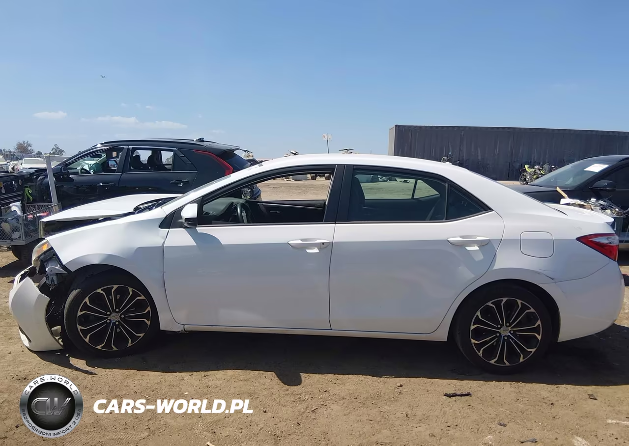 2014 Toyota Corolla S Plus VIN:5YFBURHE8EP153028 - 14