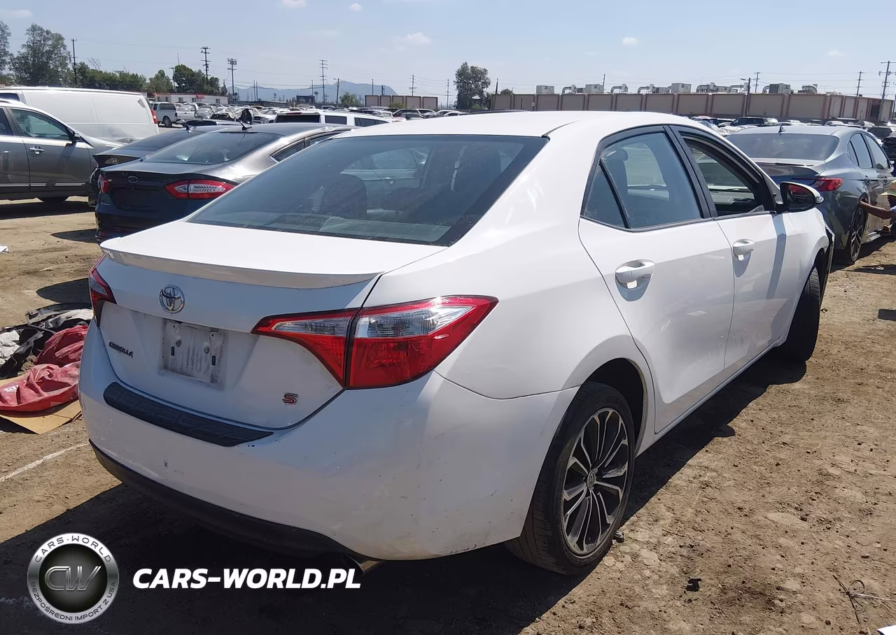 2014 Toyota Corolla S Plus VIN:5YFBURHE8EP153028 - 4