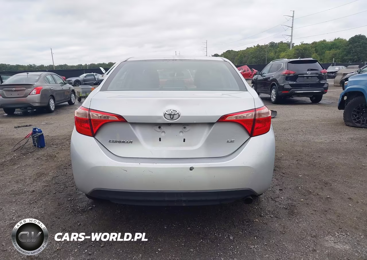 2018 Toyota Corolla Le VIN:2T1BURHE7JC987995 - 16