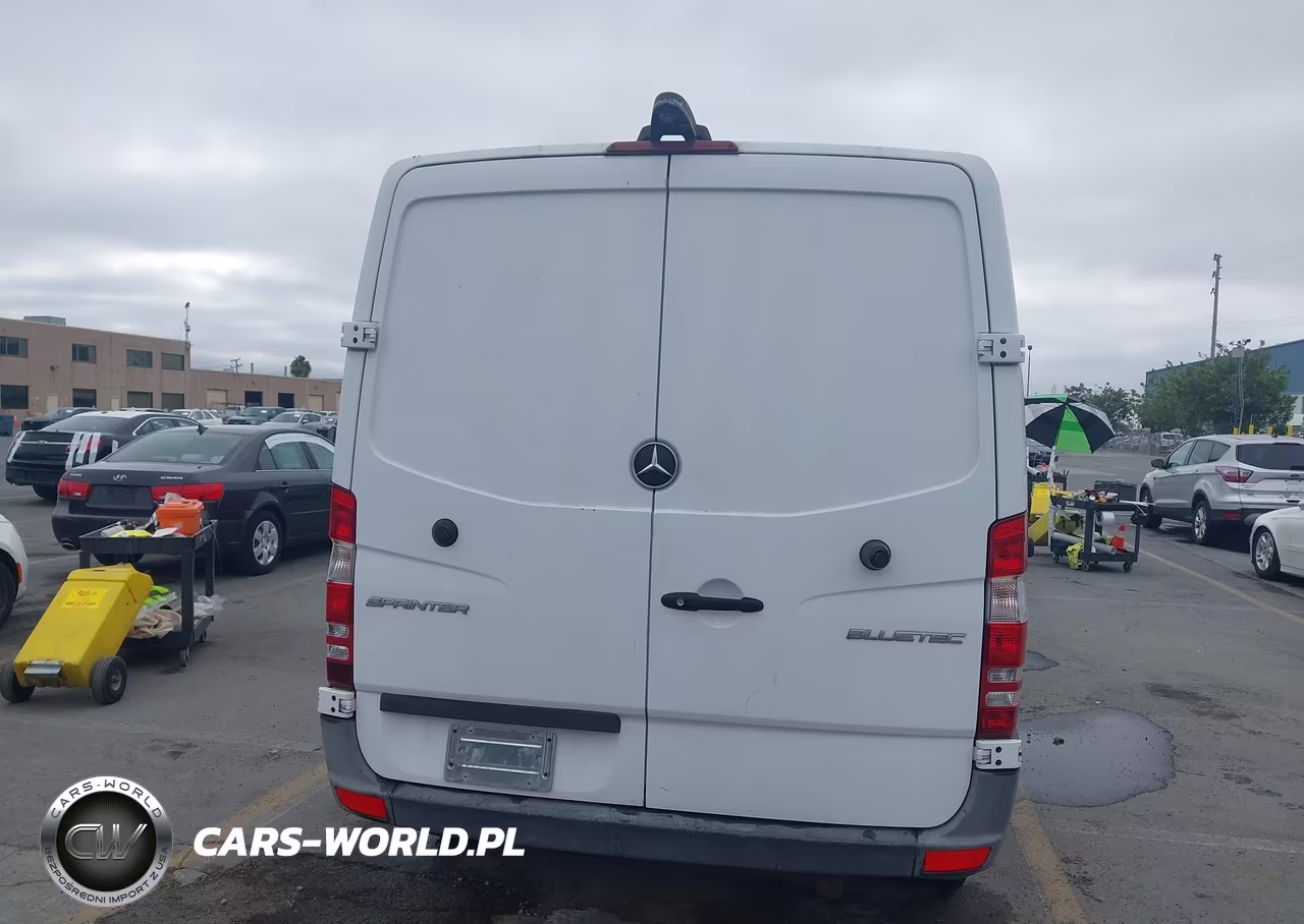 2015 Mercedes-Benz Sprinter 2500 Normal Roof VIN:WD3PE7DC4F5948369 - 17