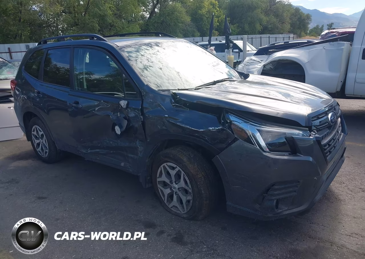 2024 Subaru Forester Premium