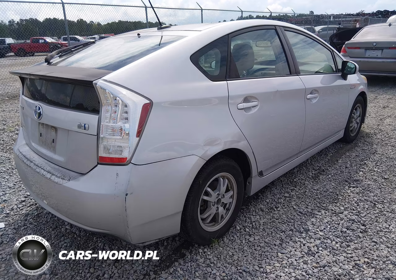 2011 Toyota Prius Four VIN:JTDKN3DU7B0302784 - 4