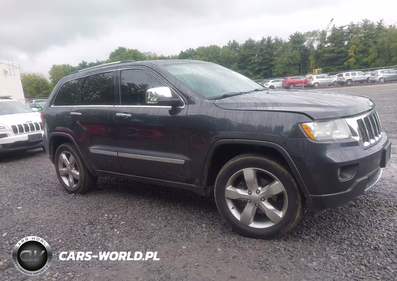 2013 Jeep Grand Cherokee Overland VIN:1C4RJFCGXDC614672 - 13