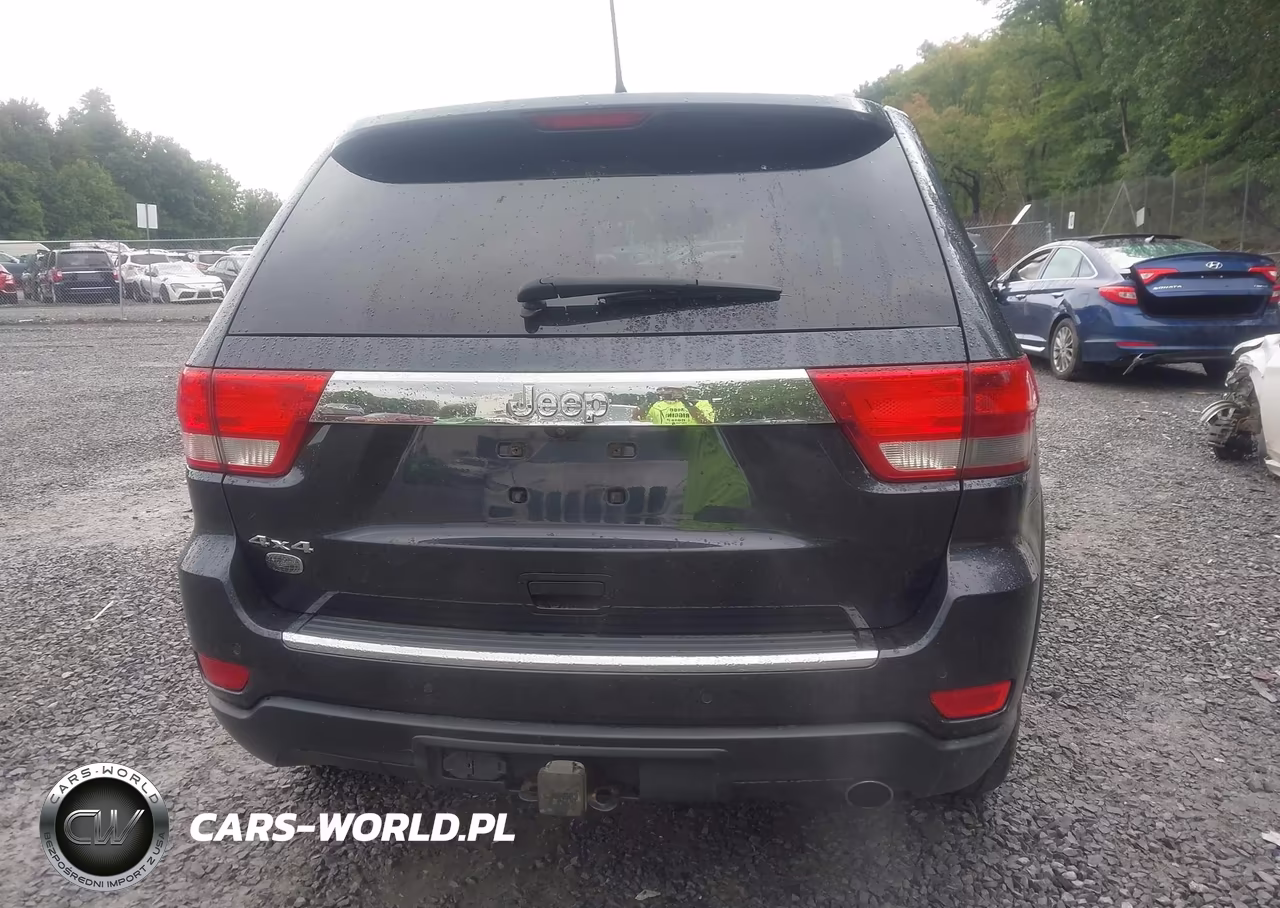 2013 Jeep Grand Cherokee Overland VIN:1C4RJFCGXDC614672 - 16