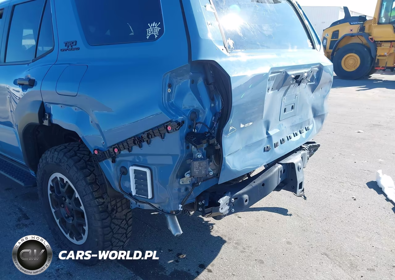 2025 Toyota 4Runner Trd Off Road Premium VIN:JTEVA5BR6S5048941 - 19