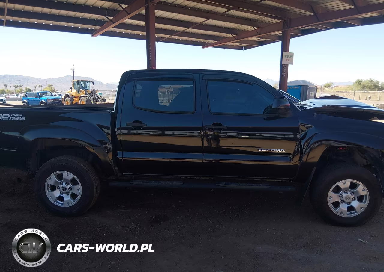 2013 Toyota Tacoma Base V6 VIN:5TFLU4EN8DX065768 - 14