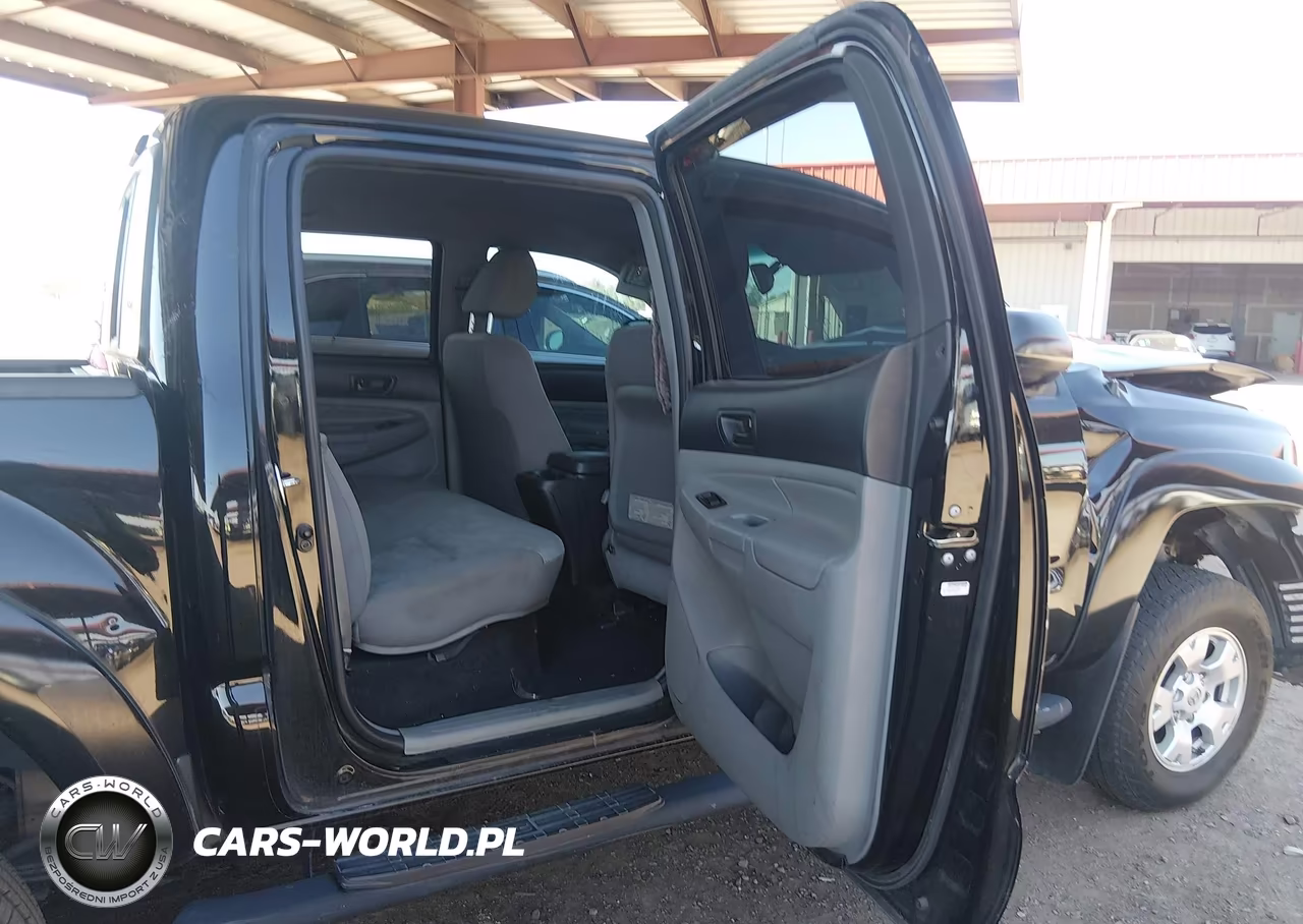 2013 Toyota Tacoma Base V6 VIN:5TFLU4EN8DX065768 - 8
