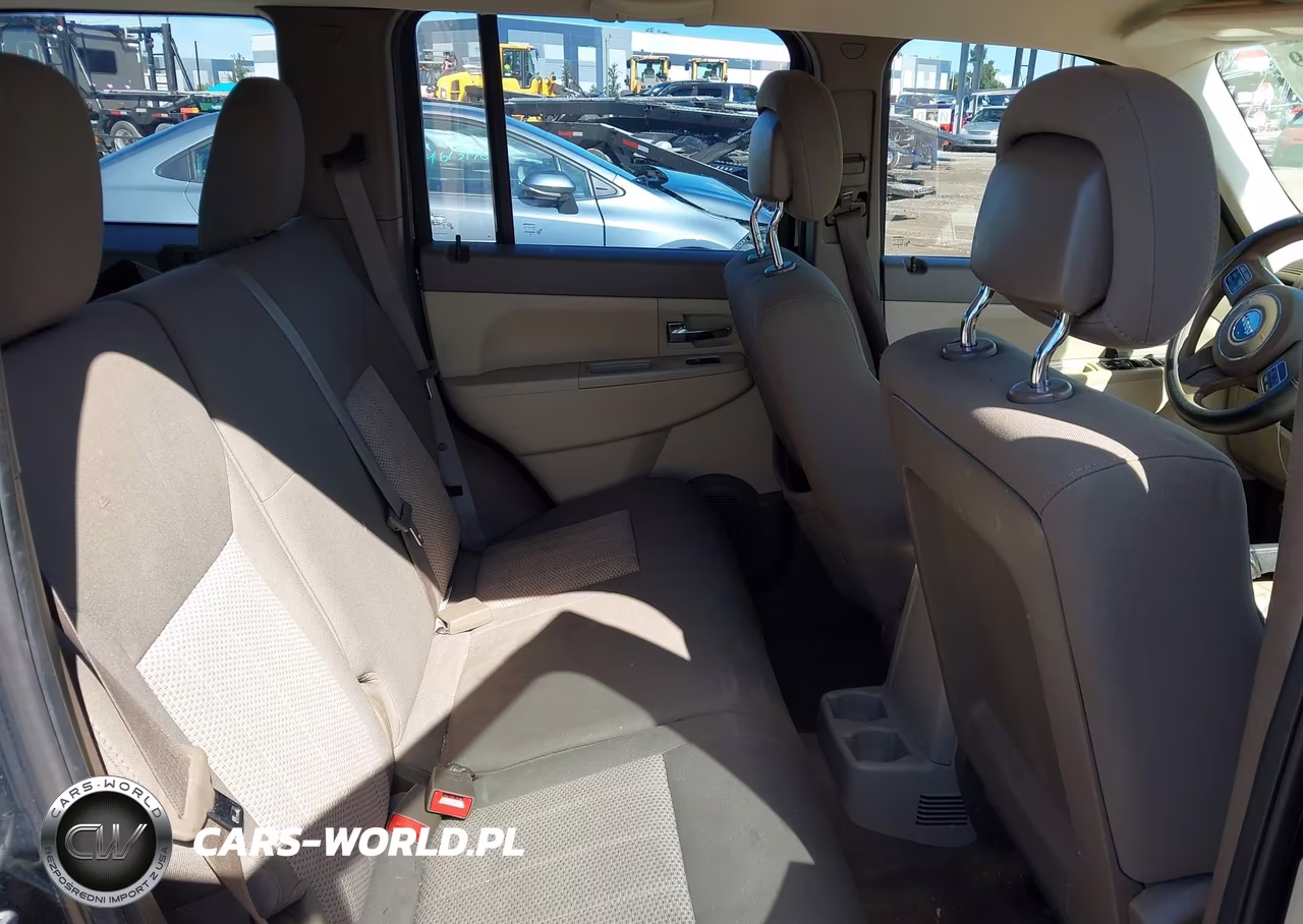 2011 Jeep Liberty Sport VIN:1J4PP2GK3BW584904 - 8