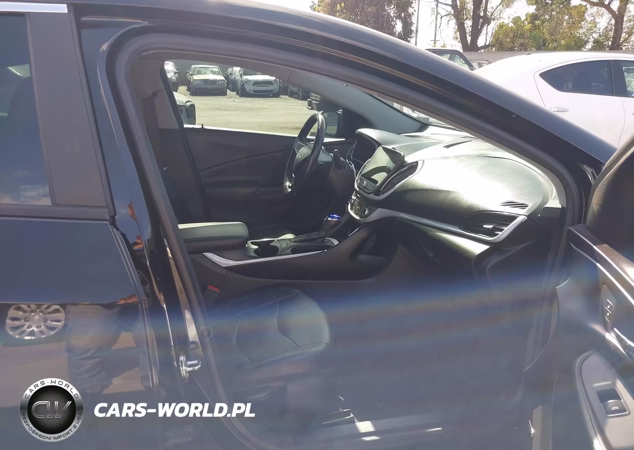 2018 Chevrolet Volt Lt VIN:1G1RC6S56JU154130 - 5