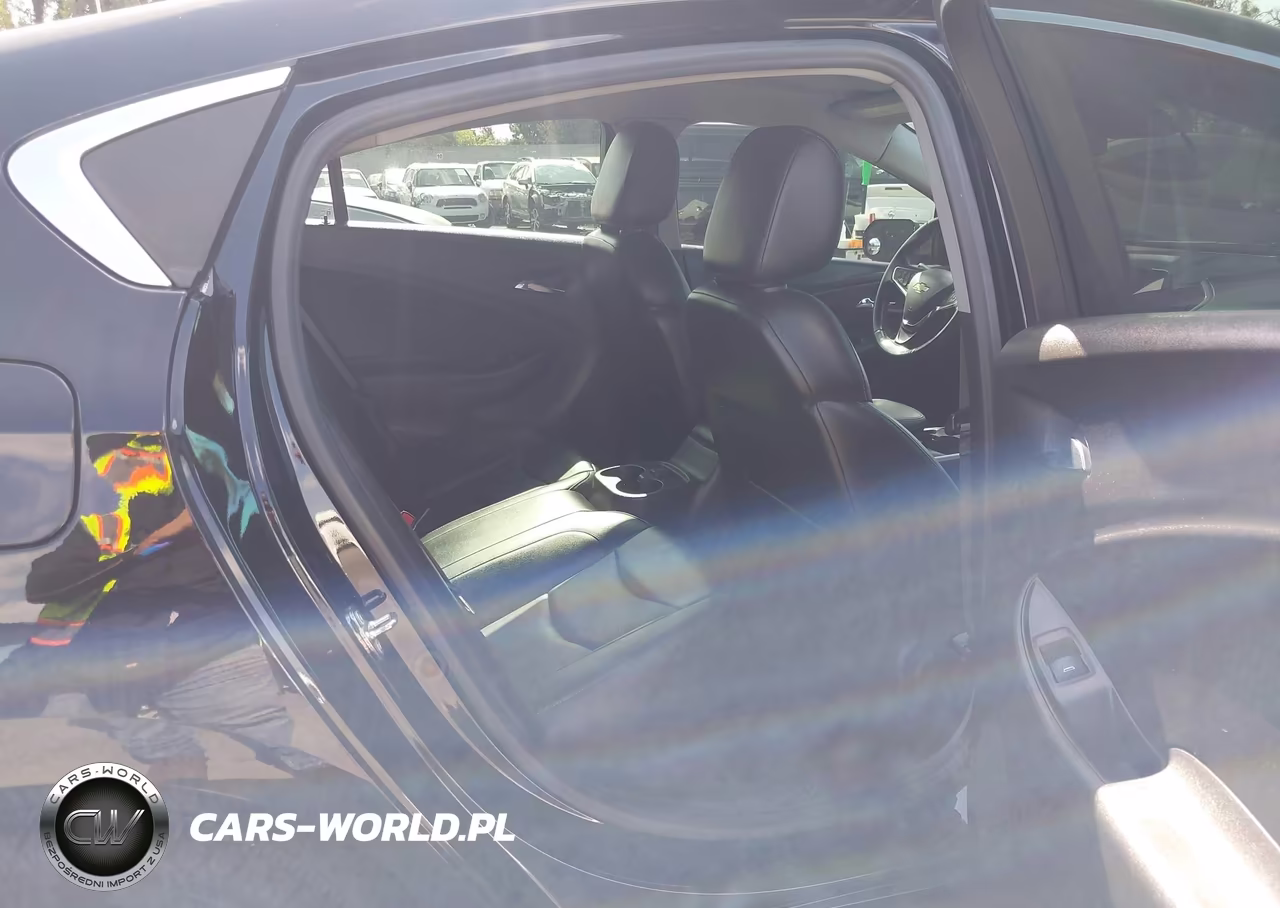 2018 Chevrolet Volt Lt VIN:1G1RC6S56JU154130 - 8