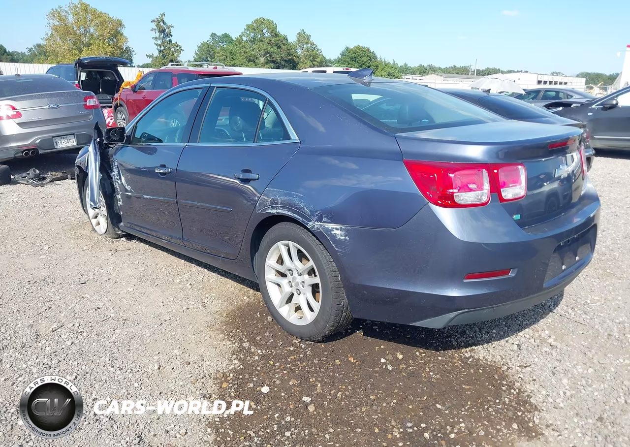 2015 Chevrolet Malibu 1Lt VIN:1G11C5SL5FF276835 - 3