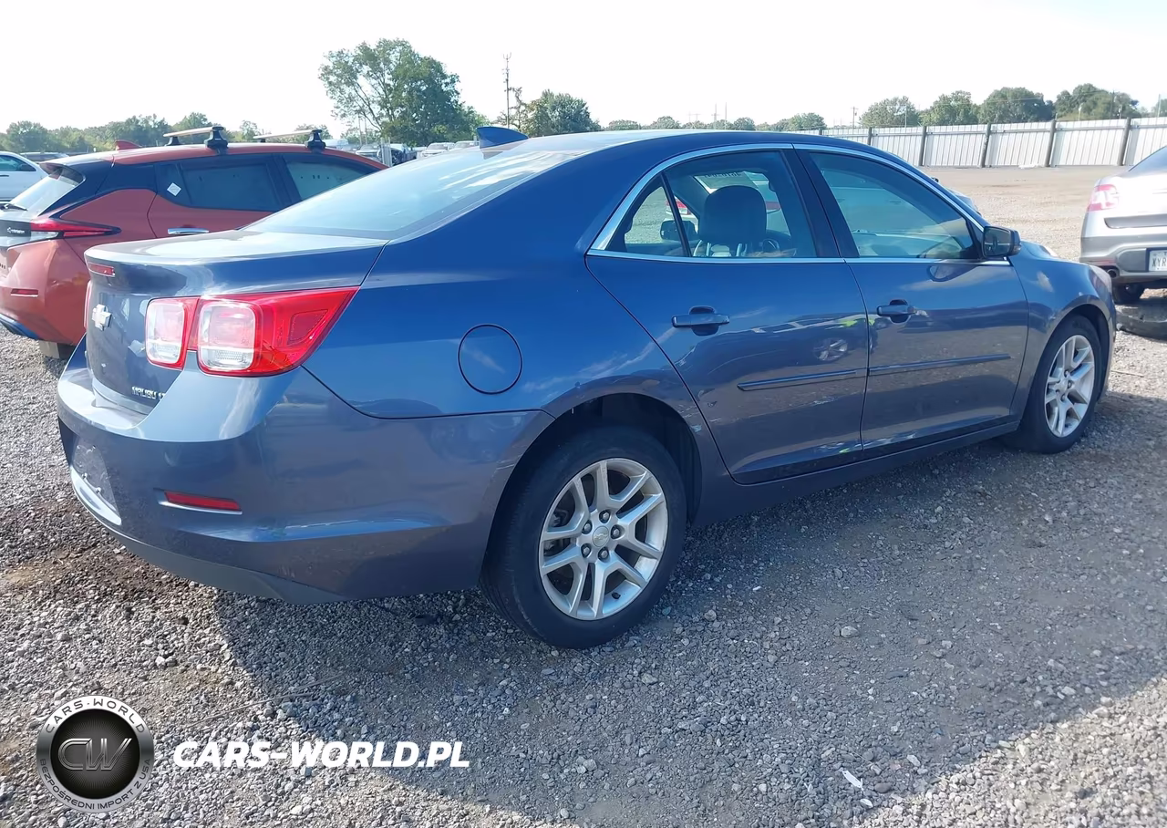 2015 Chevrolet Malibu 1Lt VIN:1G11C5SL5FF276835 - 4
