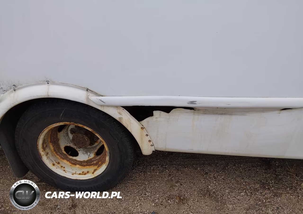 2017 Ford E-350 Cutaway VIN:1FDEE3FS0HDC19297 - 21