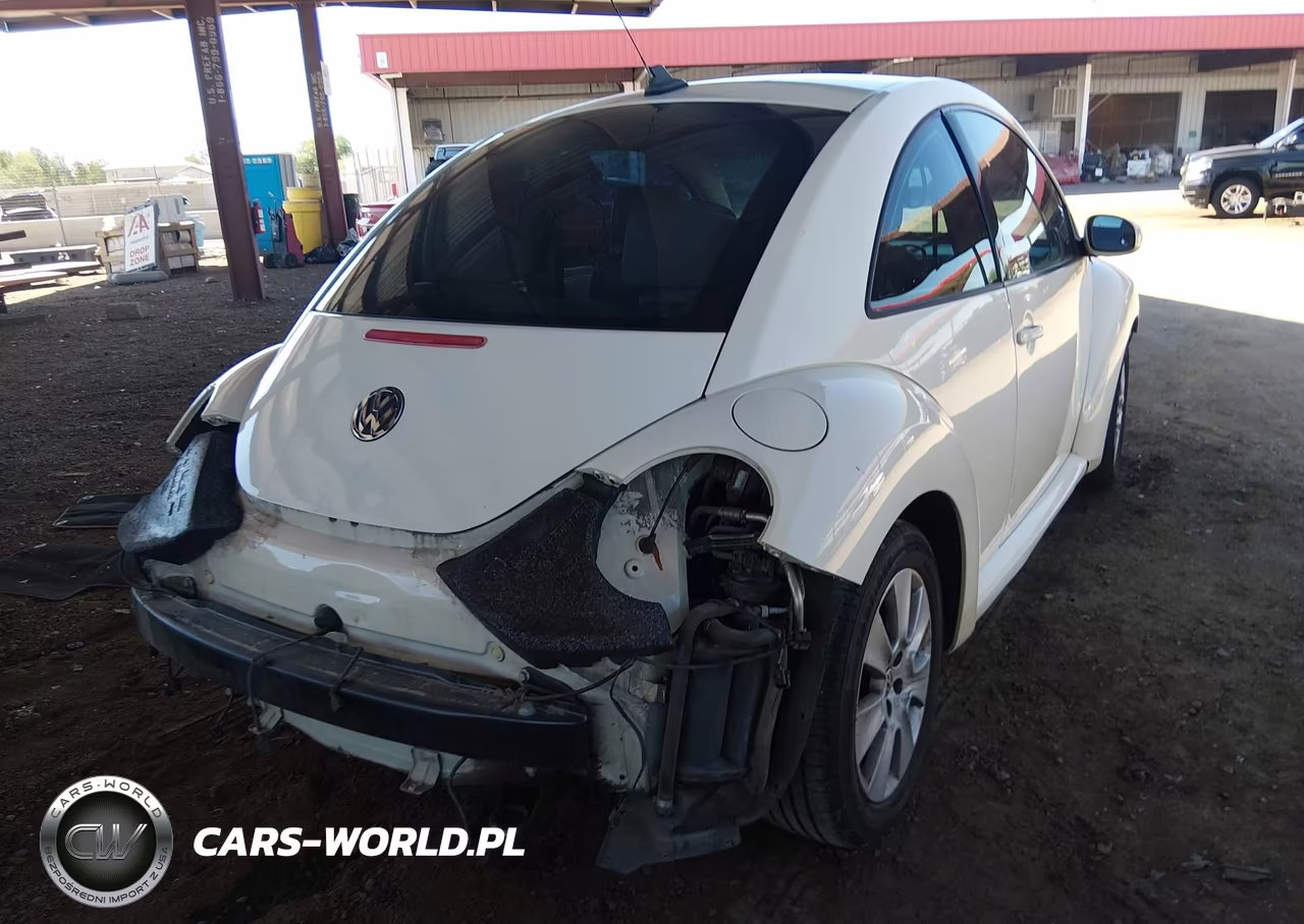 2010 Volkswagen New Beetle 2.5L VIN:3VWRG3AG3AM013479 - 4