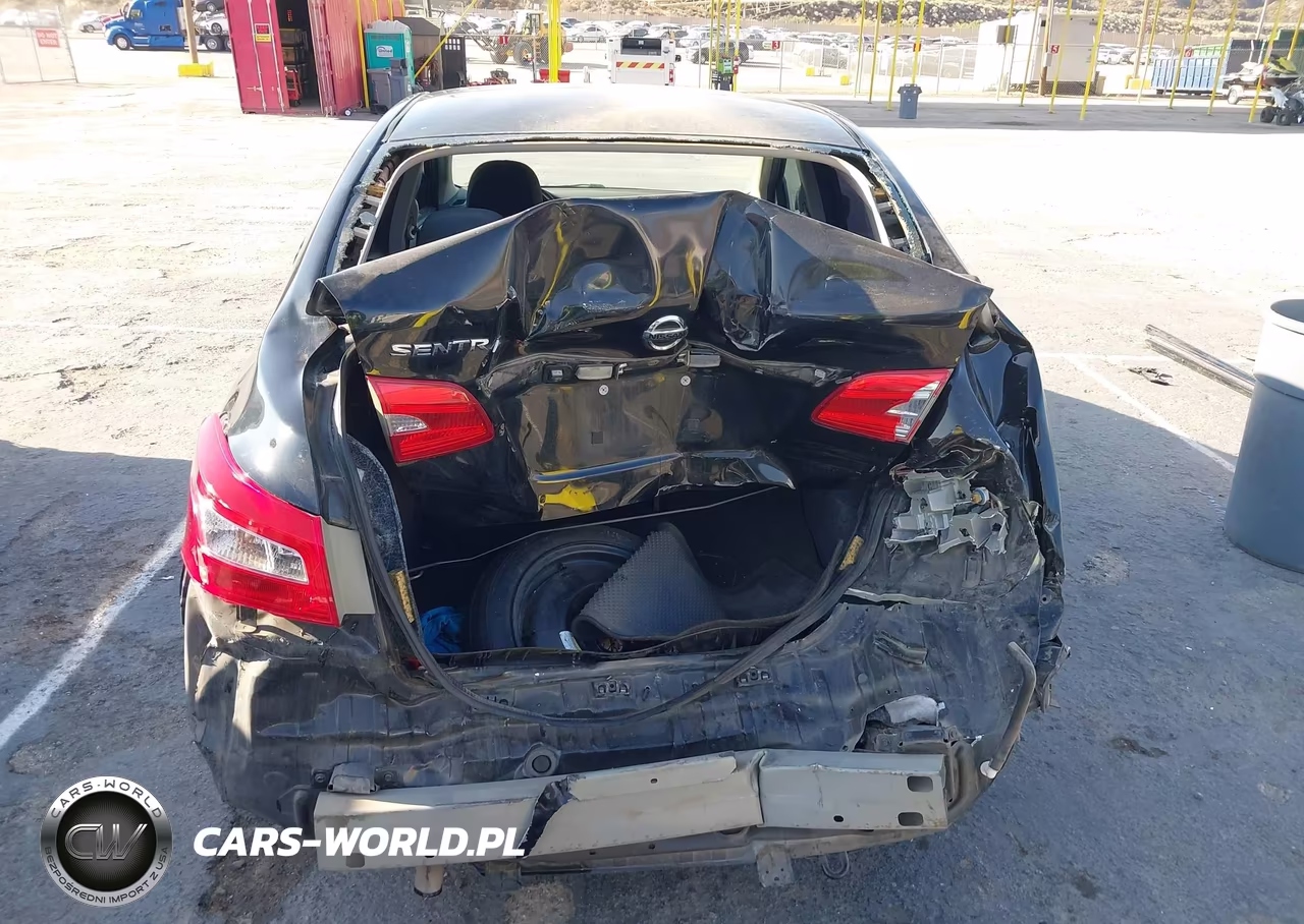 2018 Nissan Sentra S VIN:3N1AB7AP3JY313301 - 6