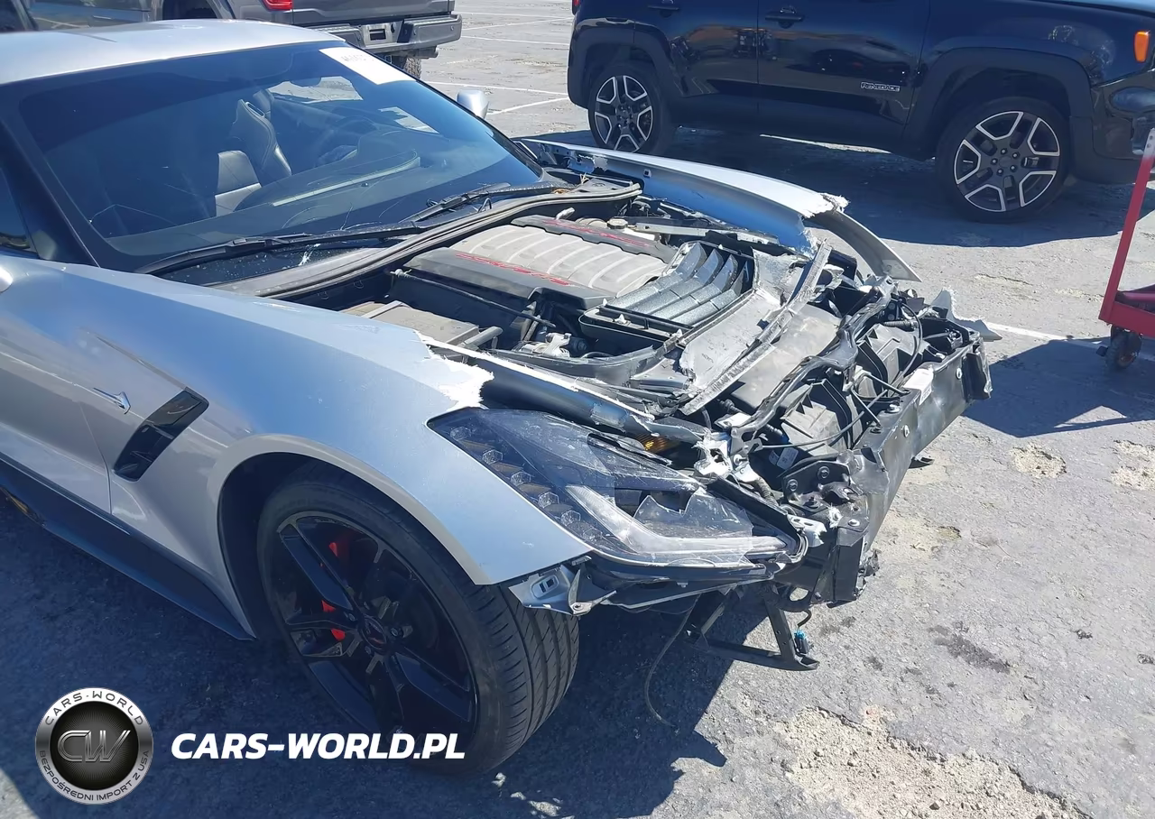 2016 Chevrolet Corvette Stingray VIN:1G1YB2D73G5112412 - 18